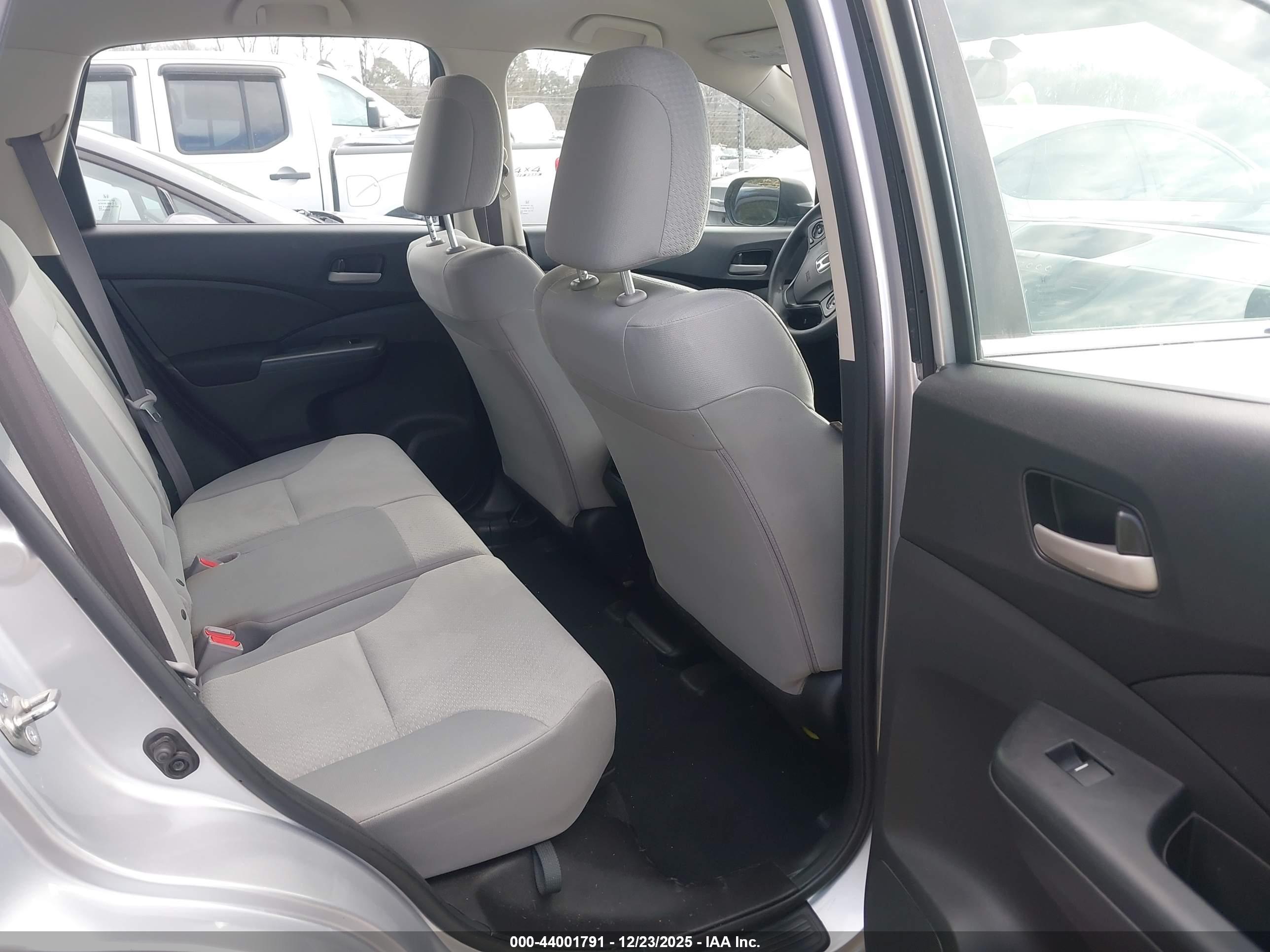 HONDA CR-V image 8