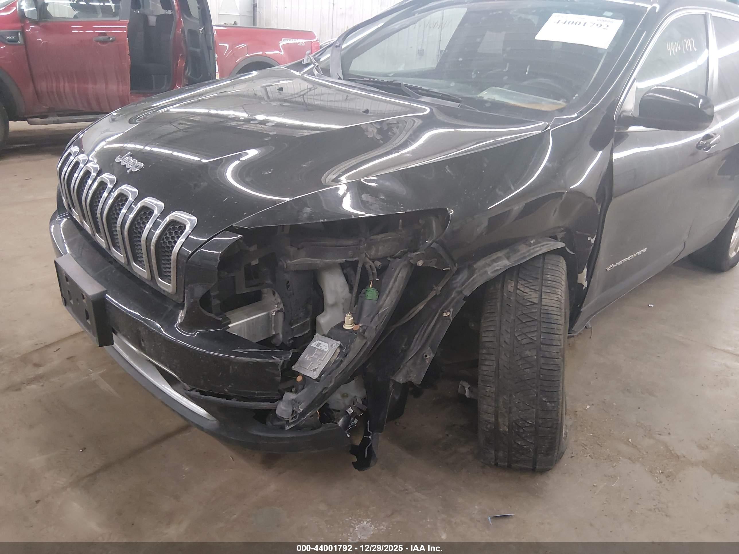 JEEP CHEROKEE image 6