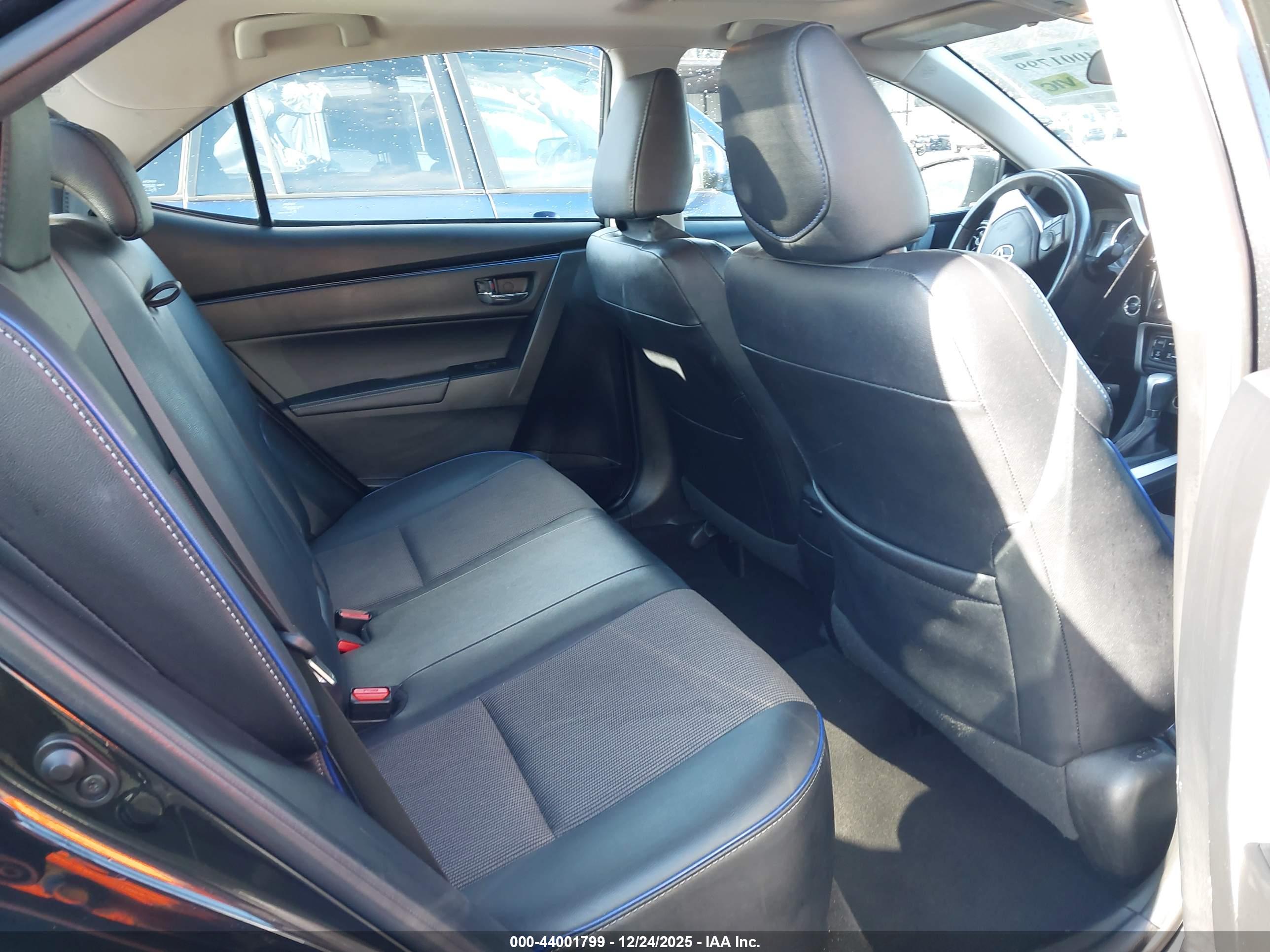 TOYOTA COROLLA image 8