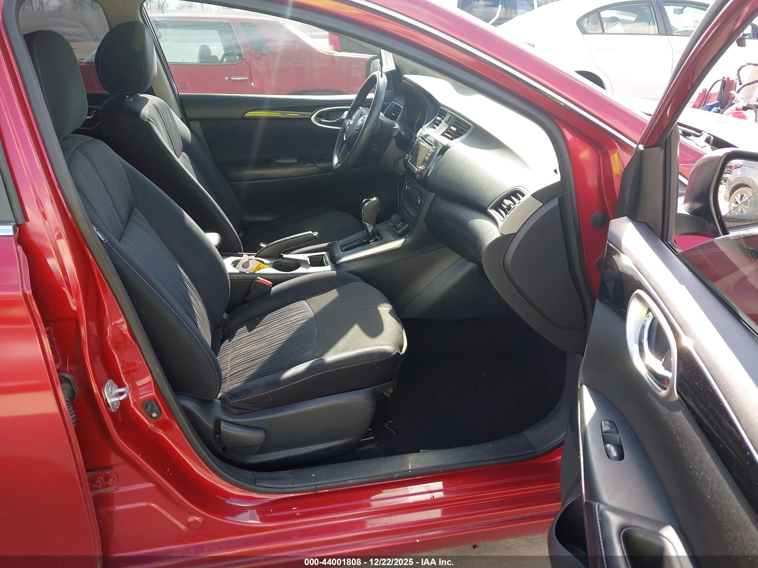 NISSAN SENTRA image 5