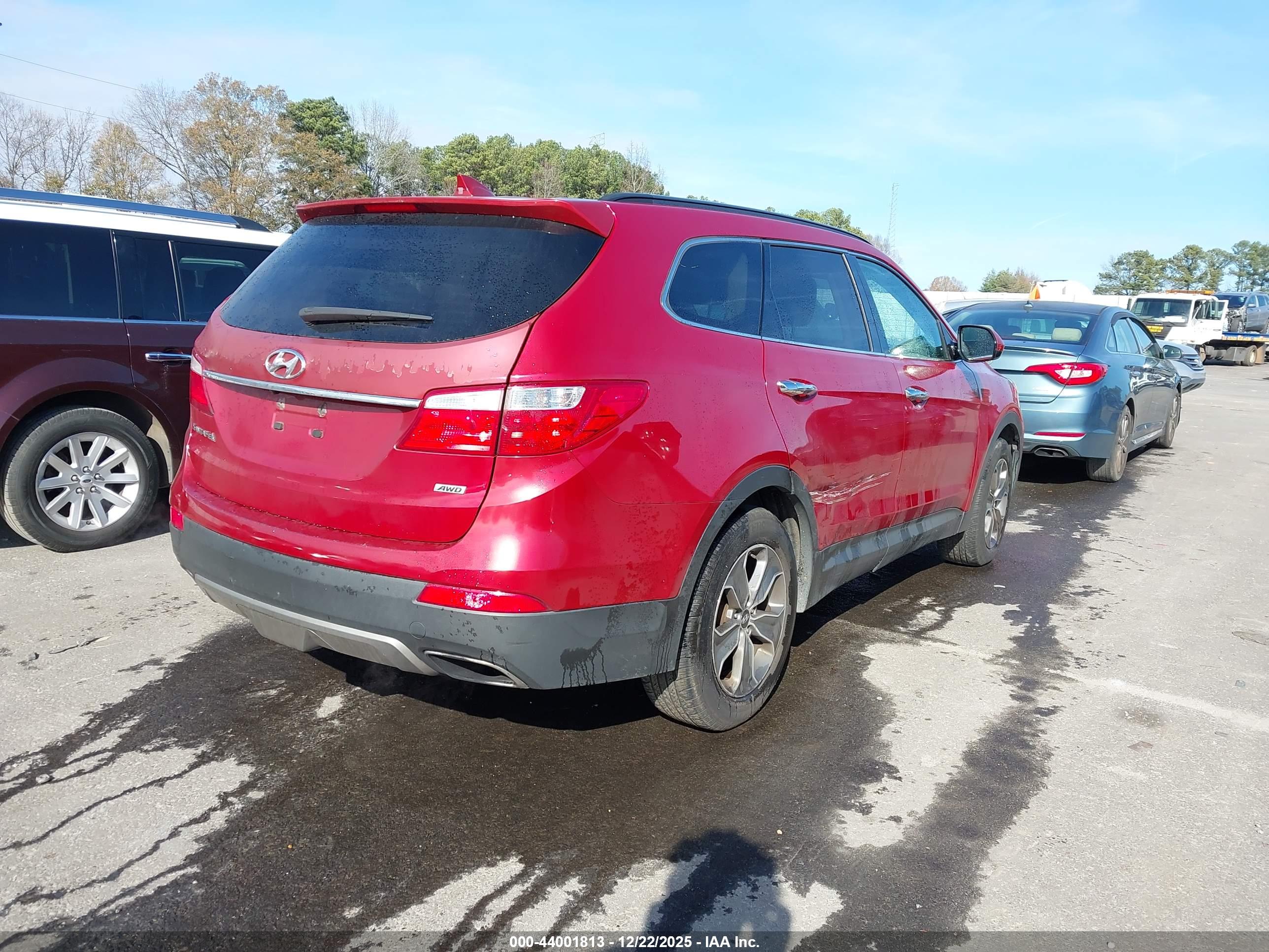 HYUNDAI SANTA image 4