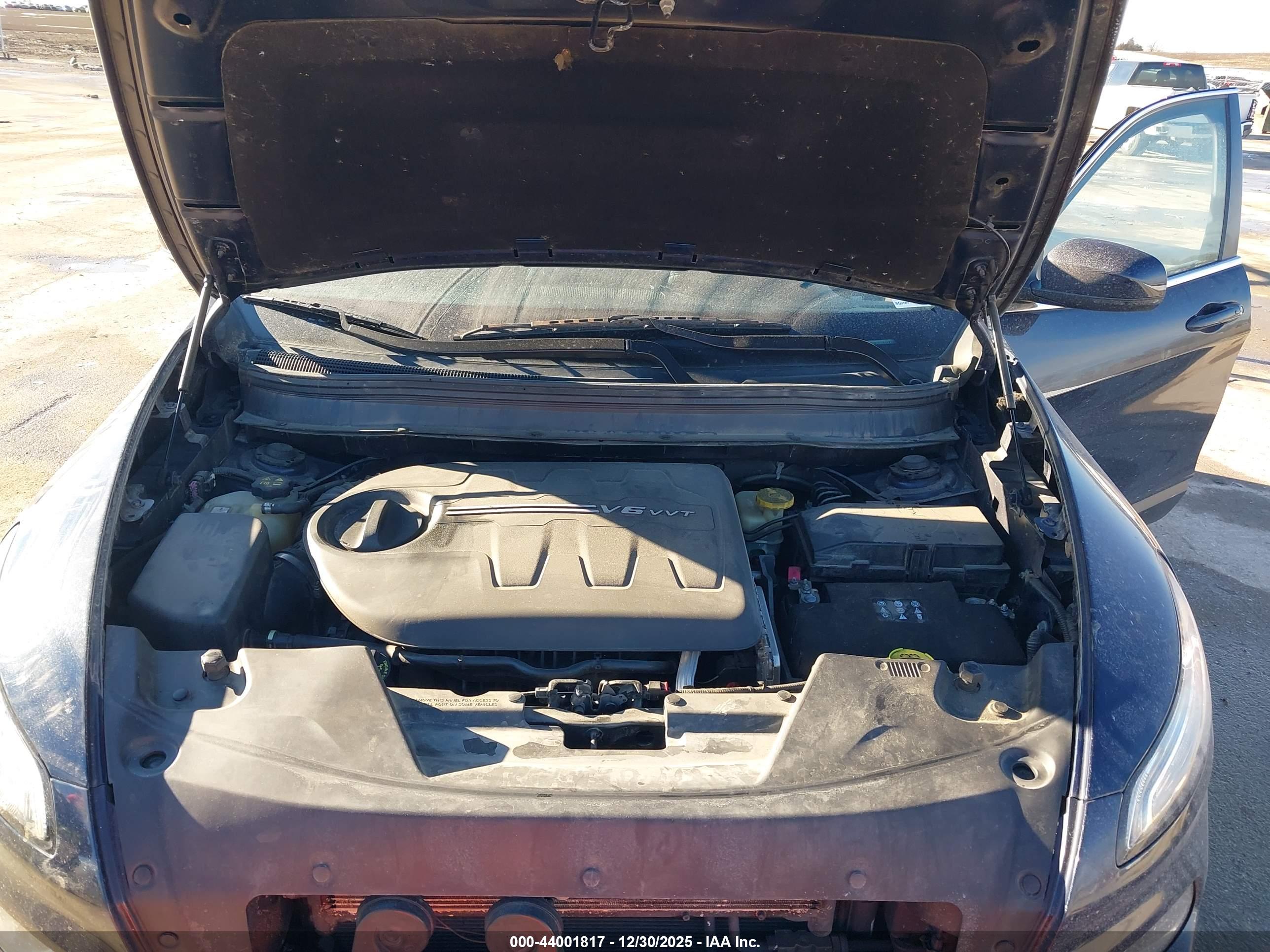 JEEP CHEROKEE image 10