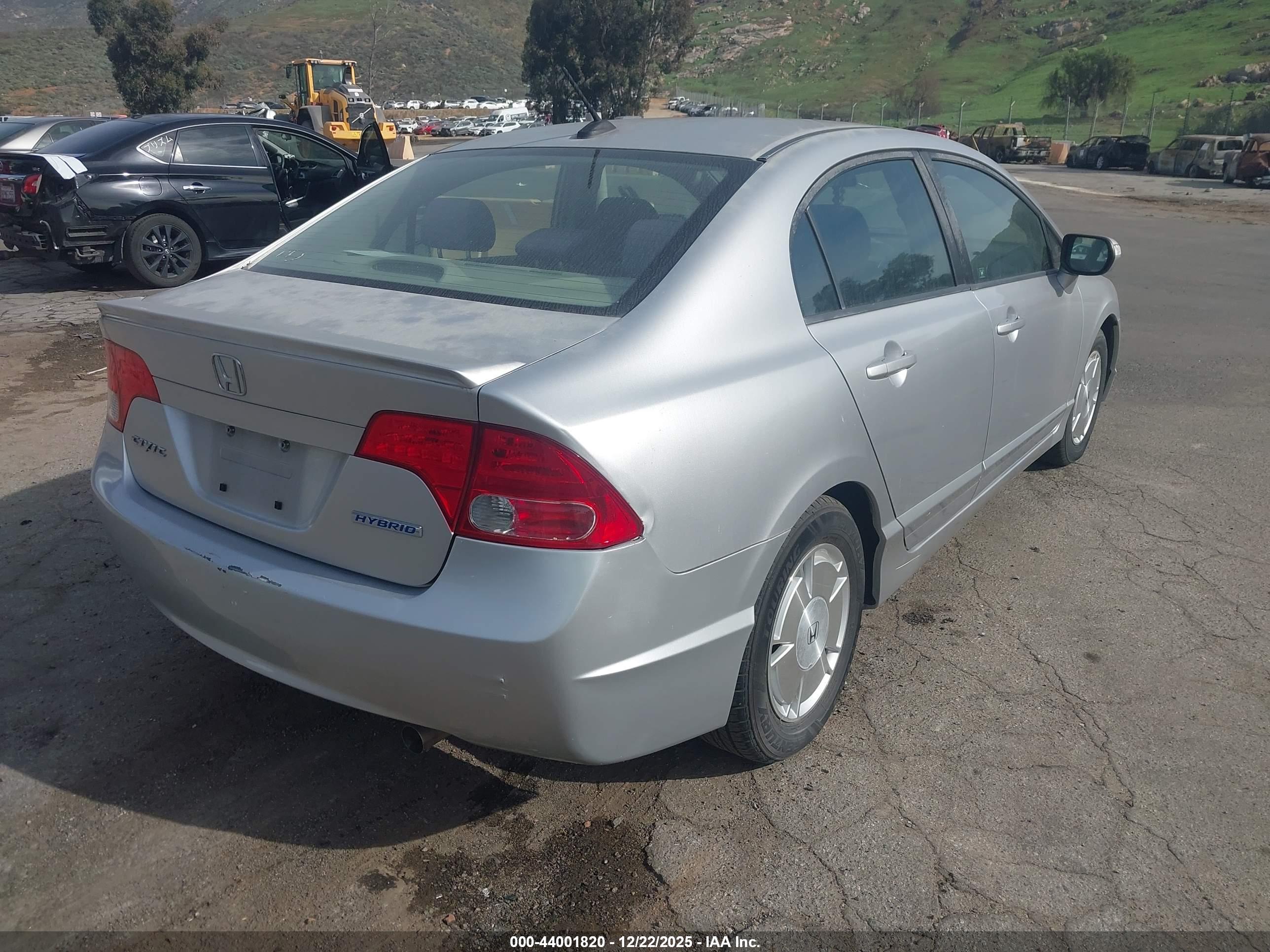 HONDA CIVIC image 4