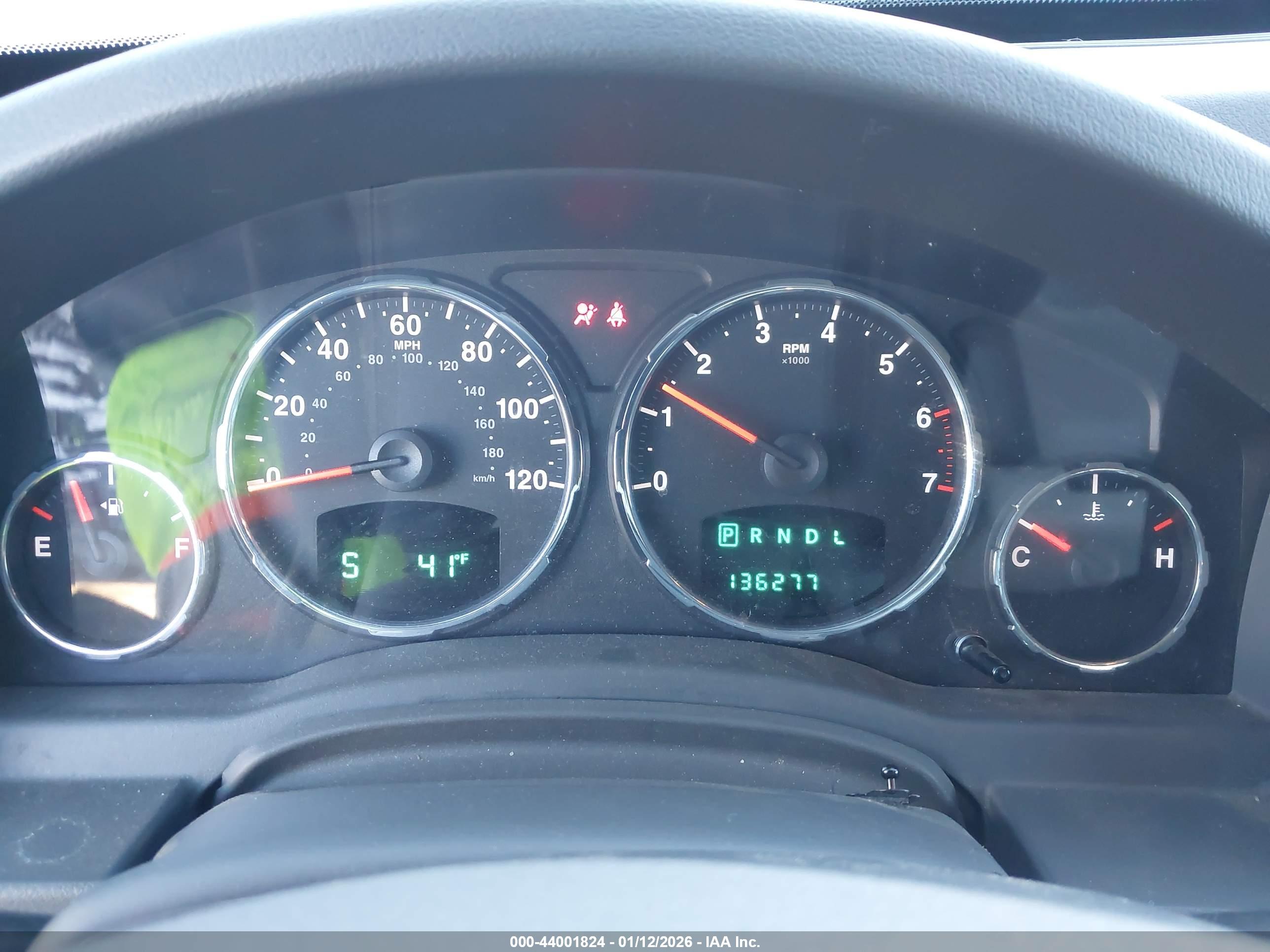 JEEP LIBERTY image 7