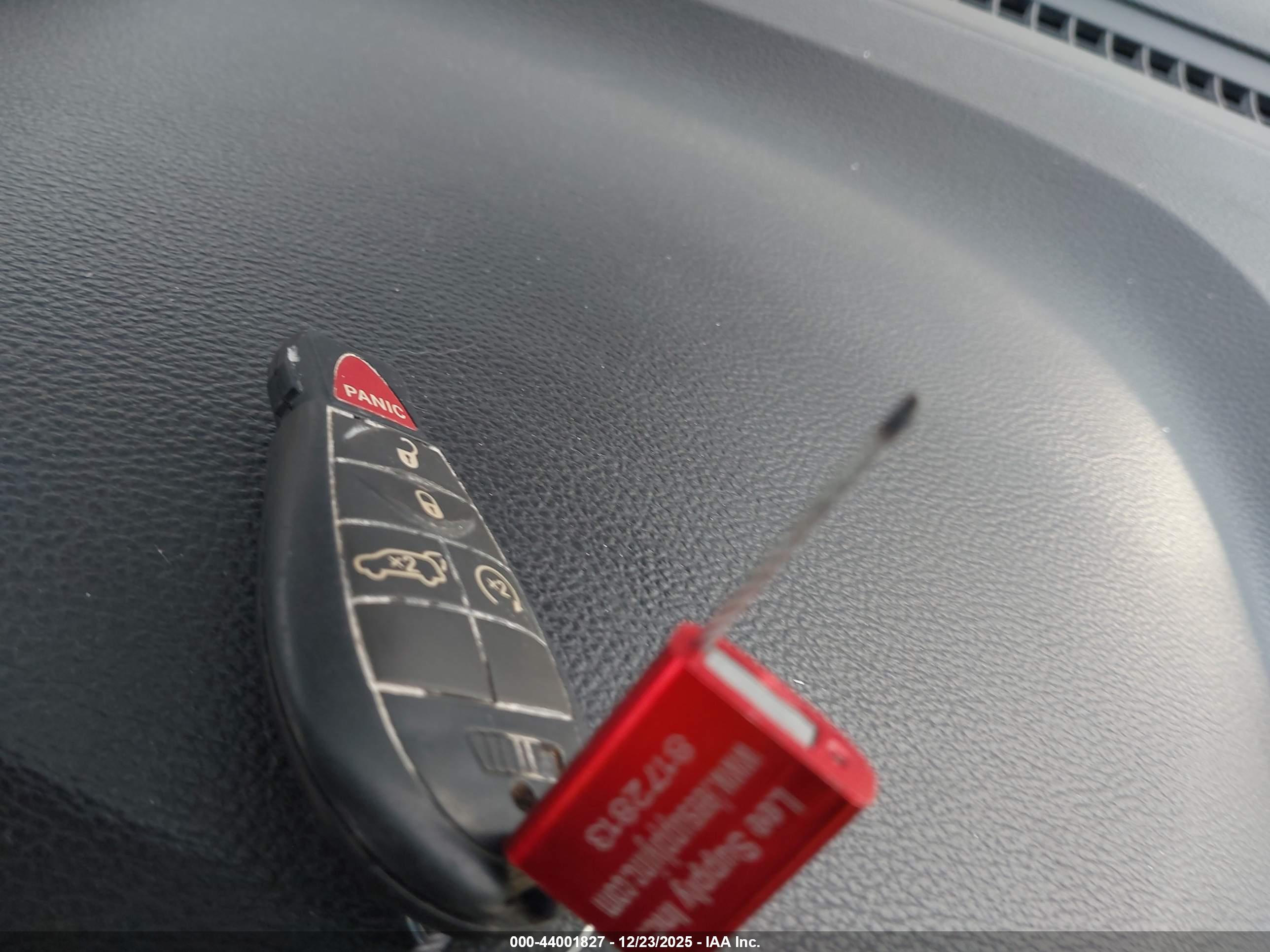 JEEP GRAND image 11