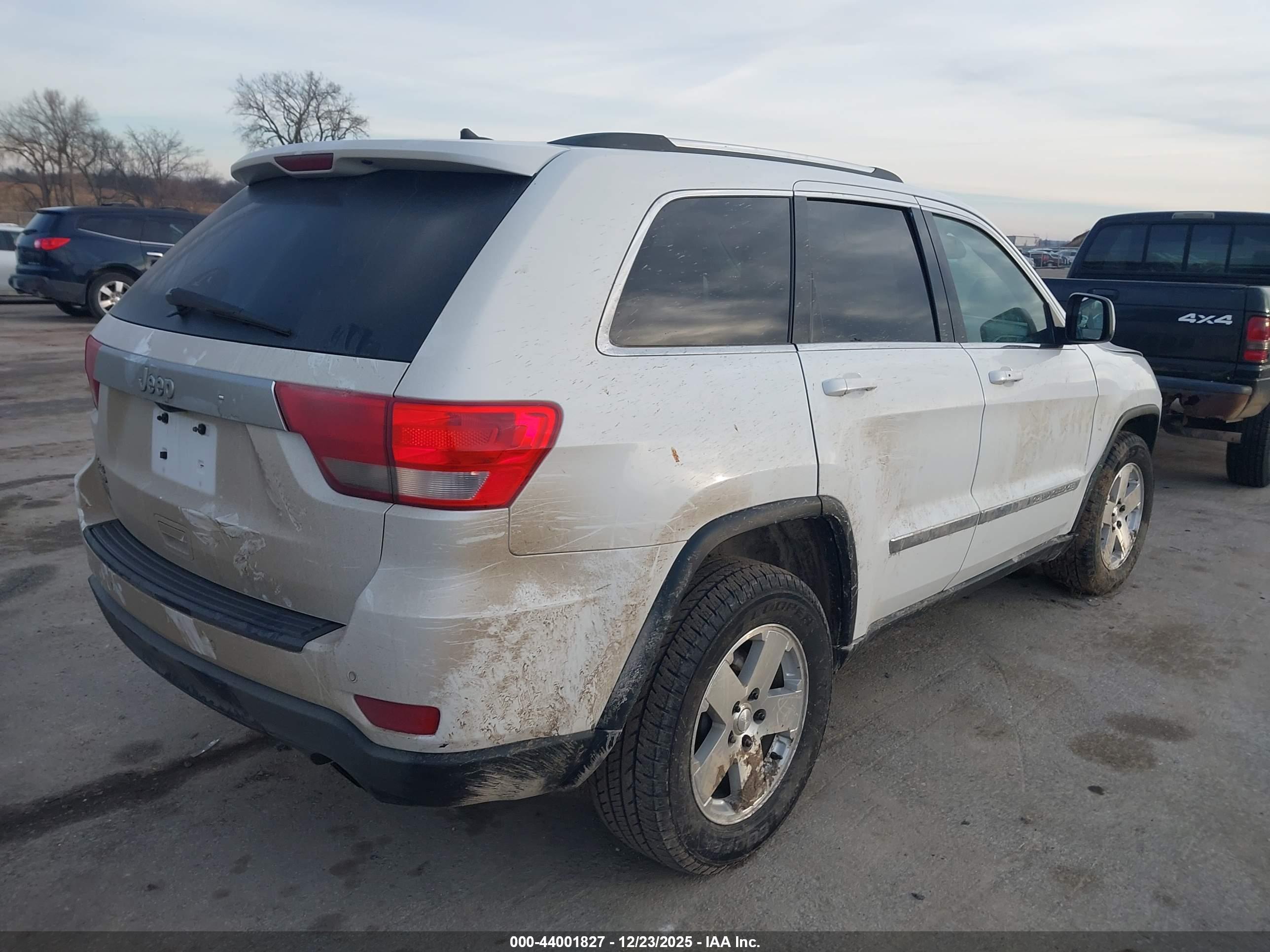 JEEP GRAND image 4