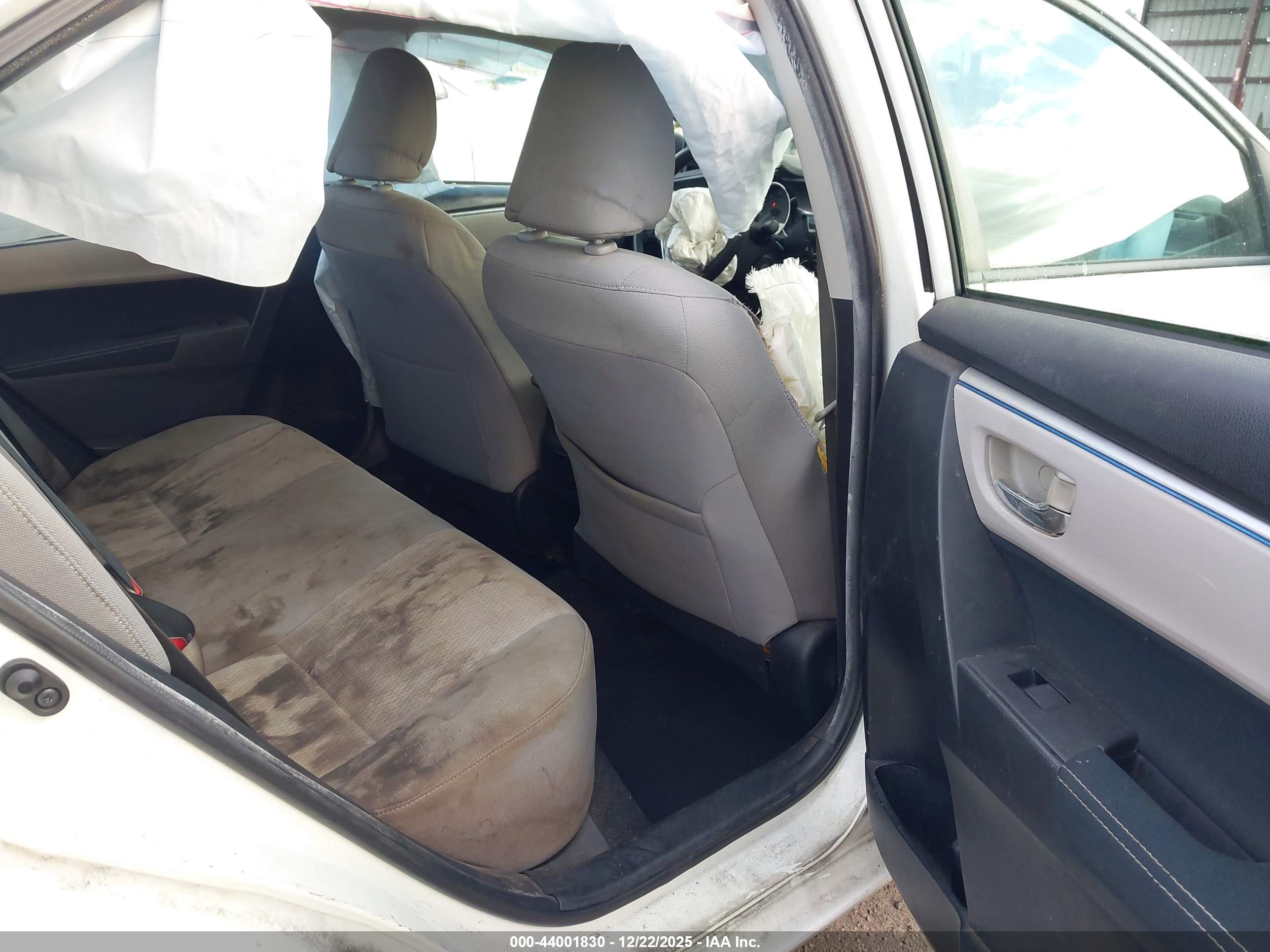 TOYOTA COROLLA image 8