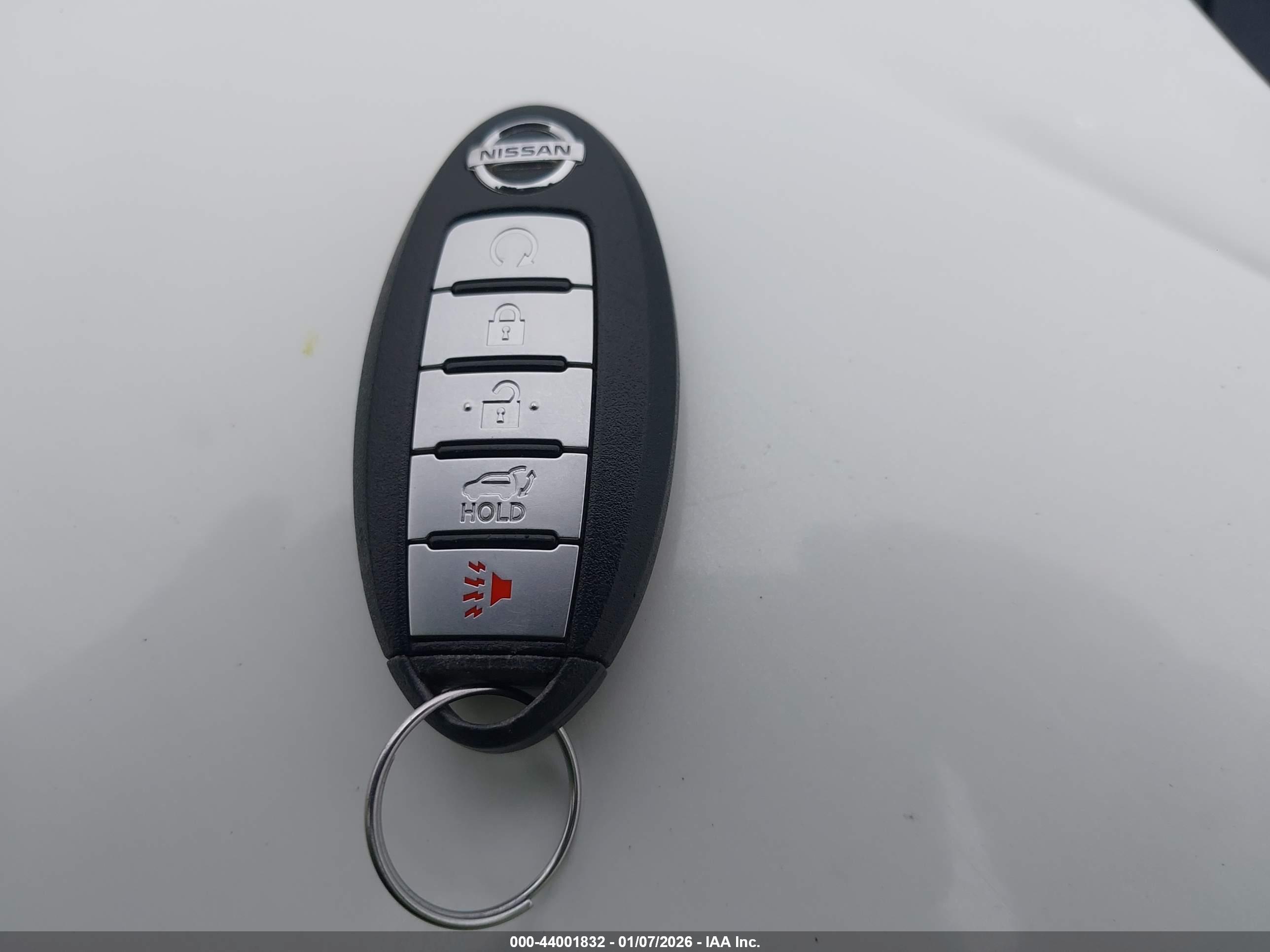 NISSAN MURANO image 11