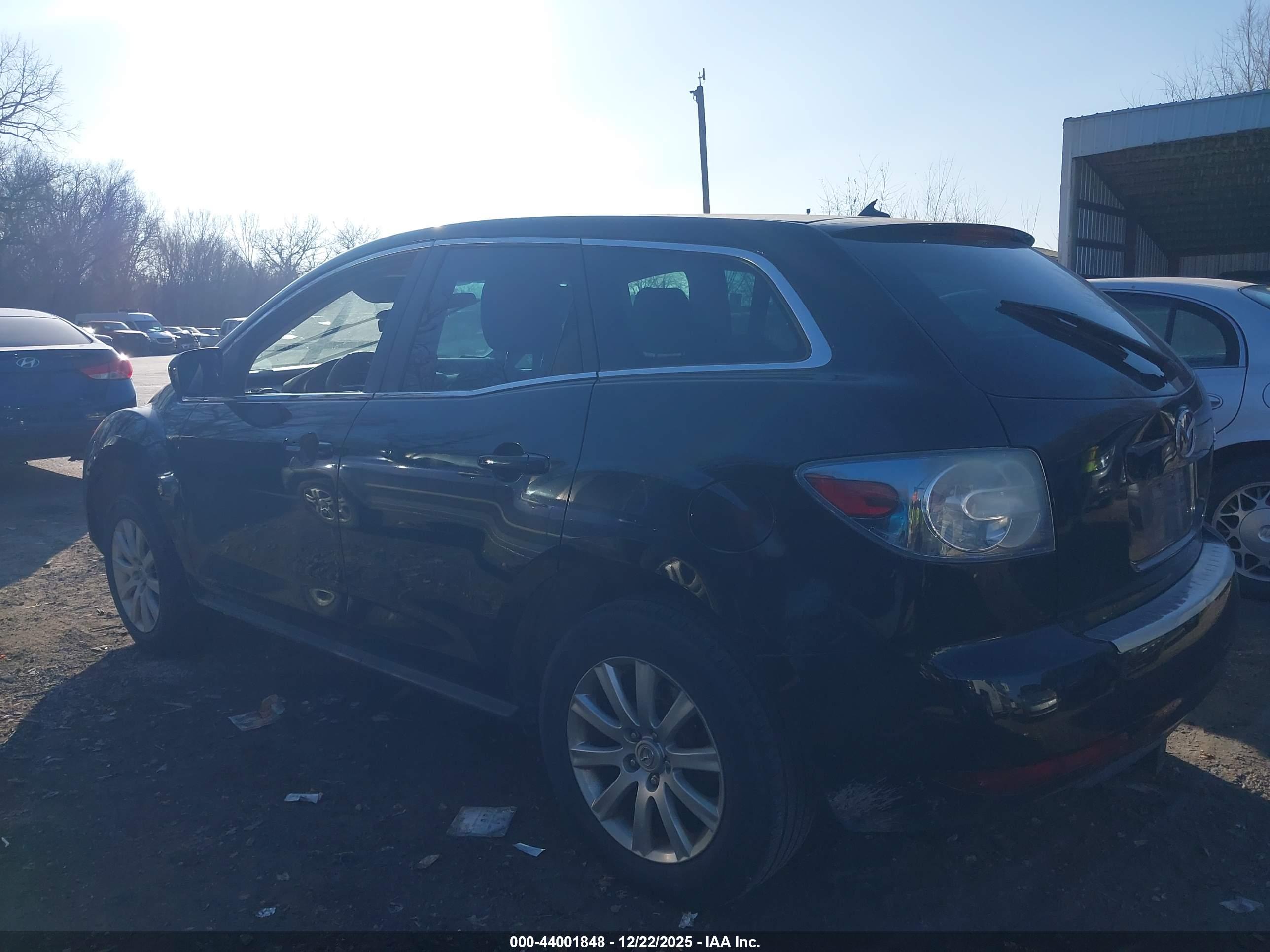 MAZDA CX-7 image 2