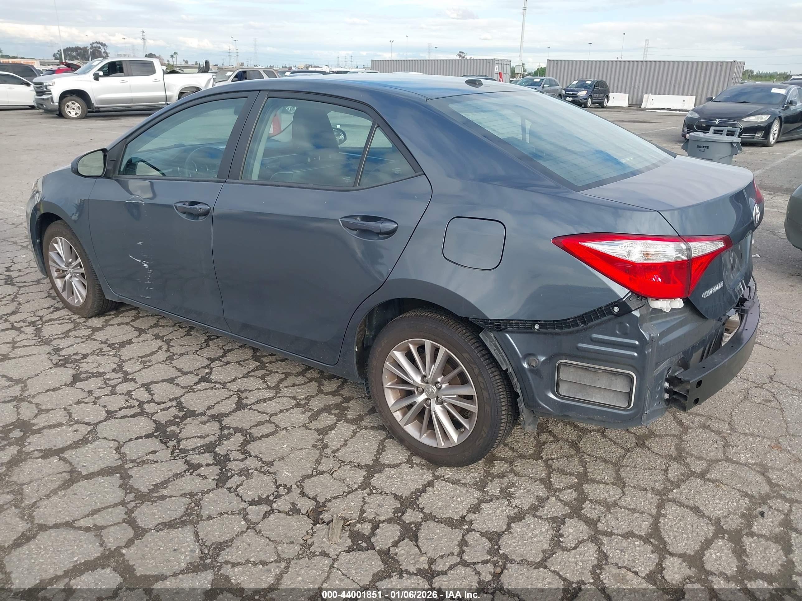TOYOTA COROLLA image 3