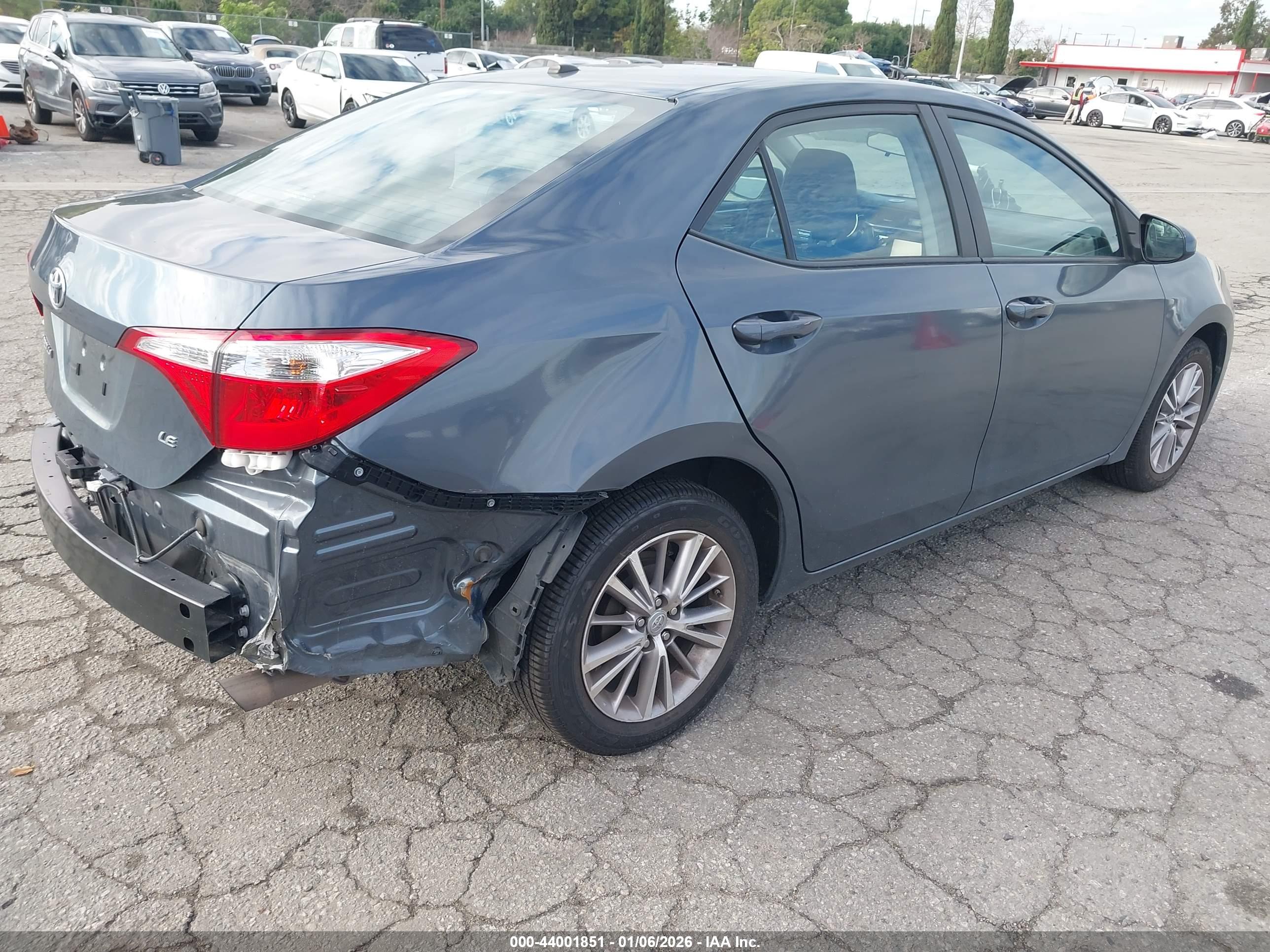 TOYOTA COROLLA image 4