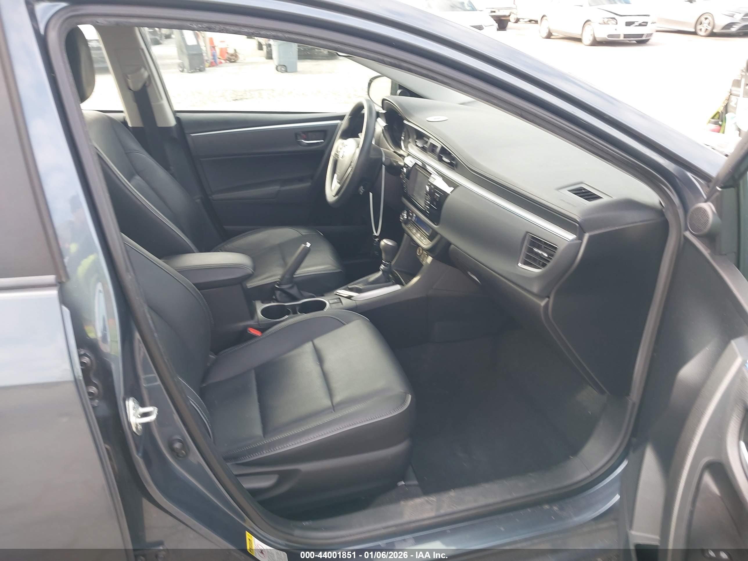 TOYOTA COROLLA image 5