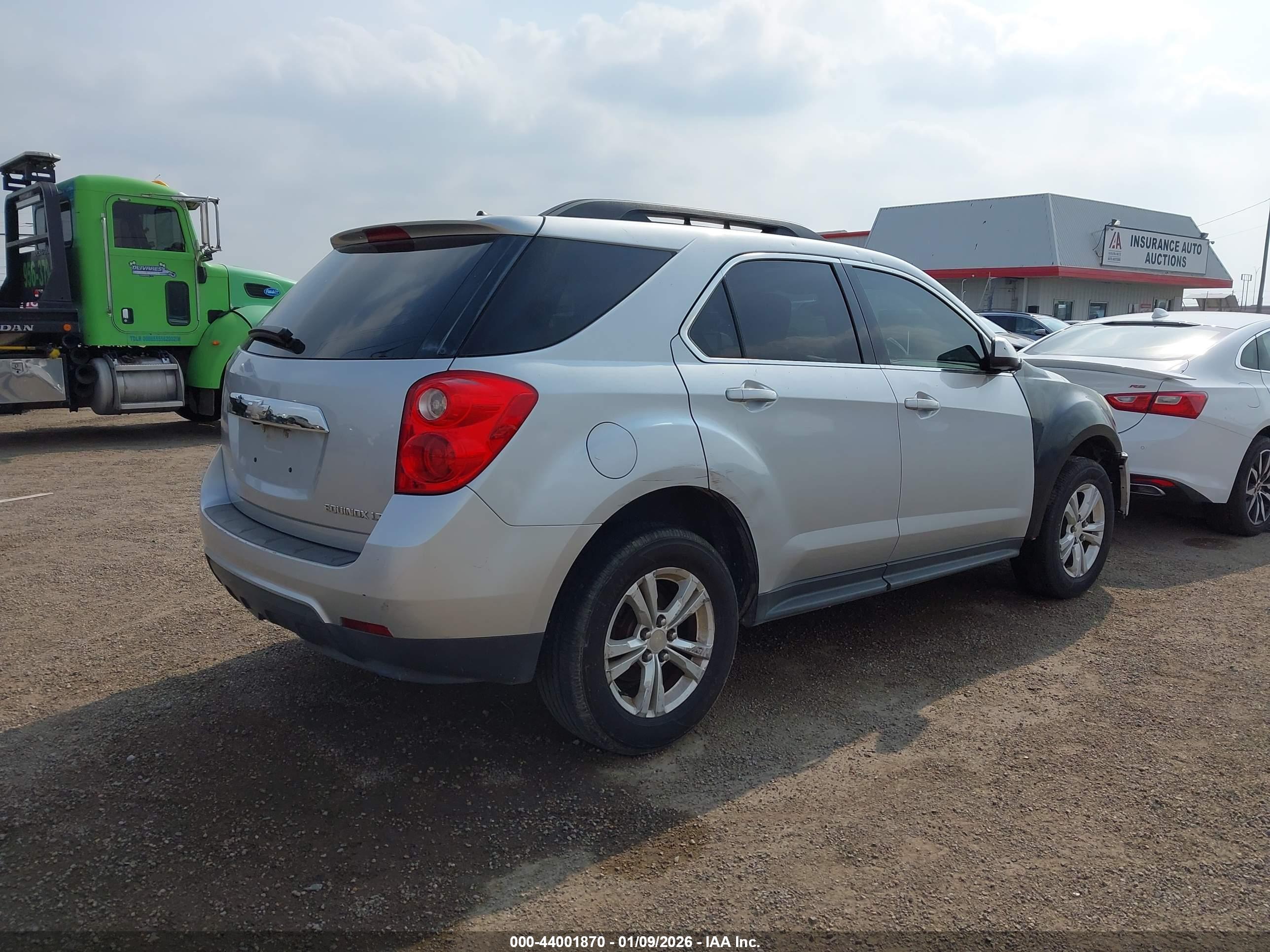CHEVROLET EQUINOX image 4