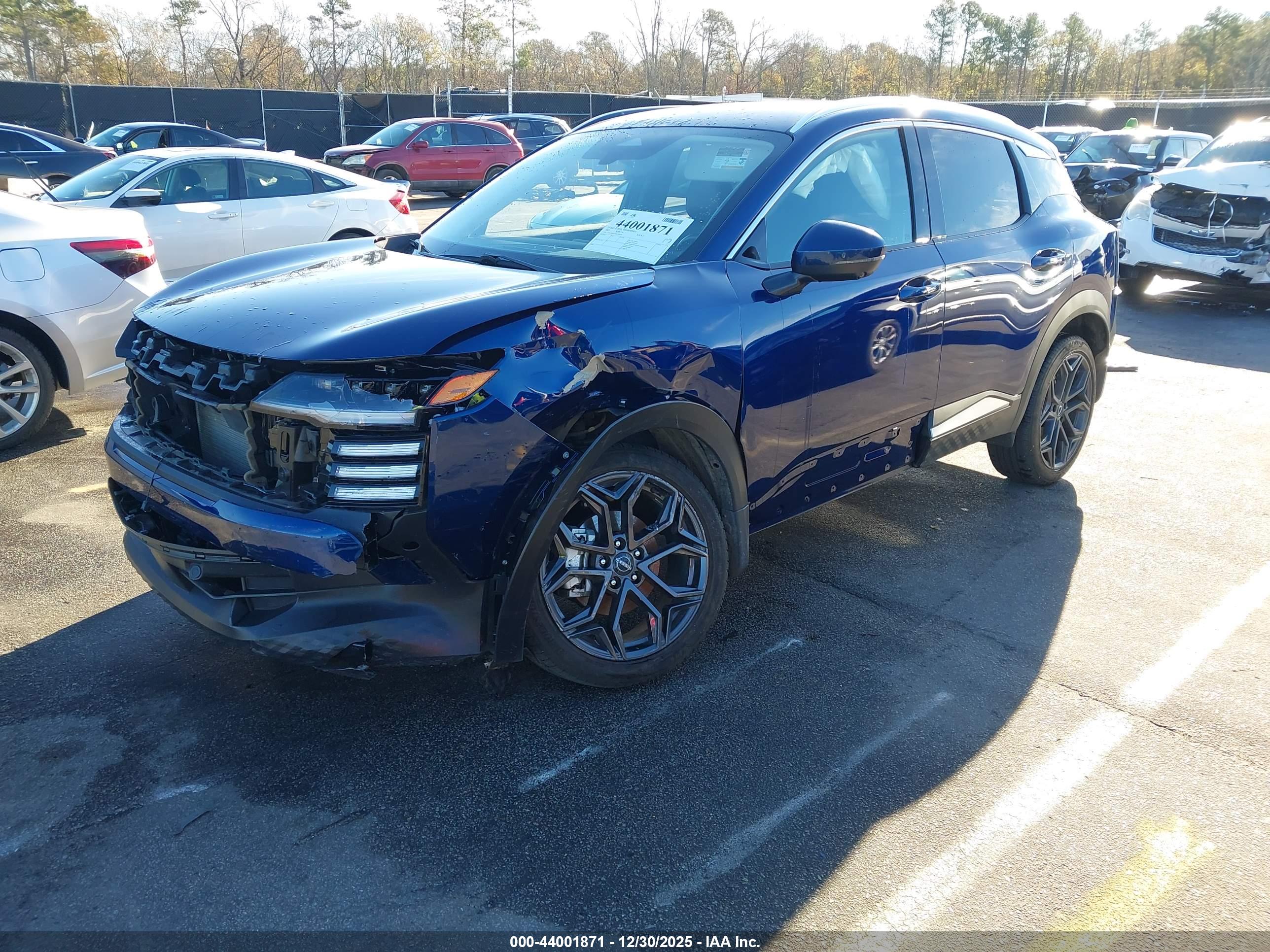 NISSAN KICKS image 2