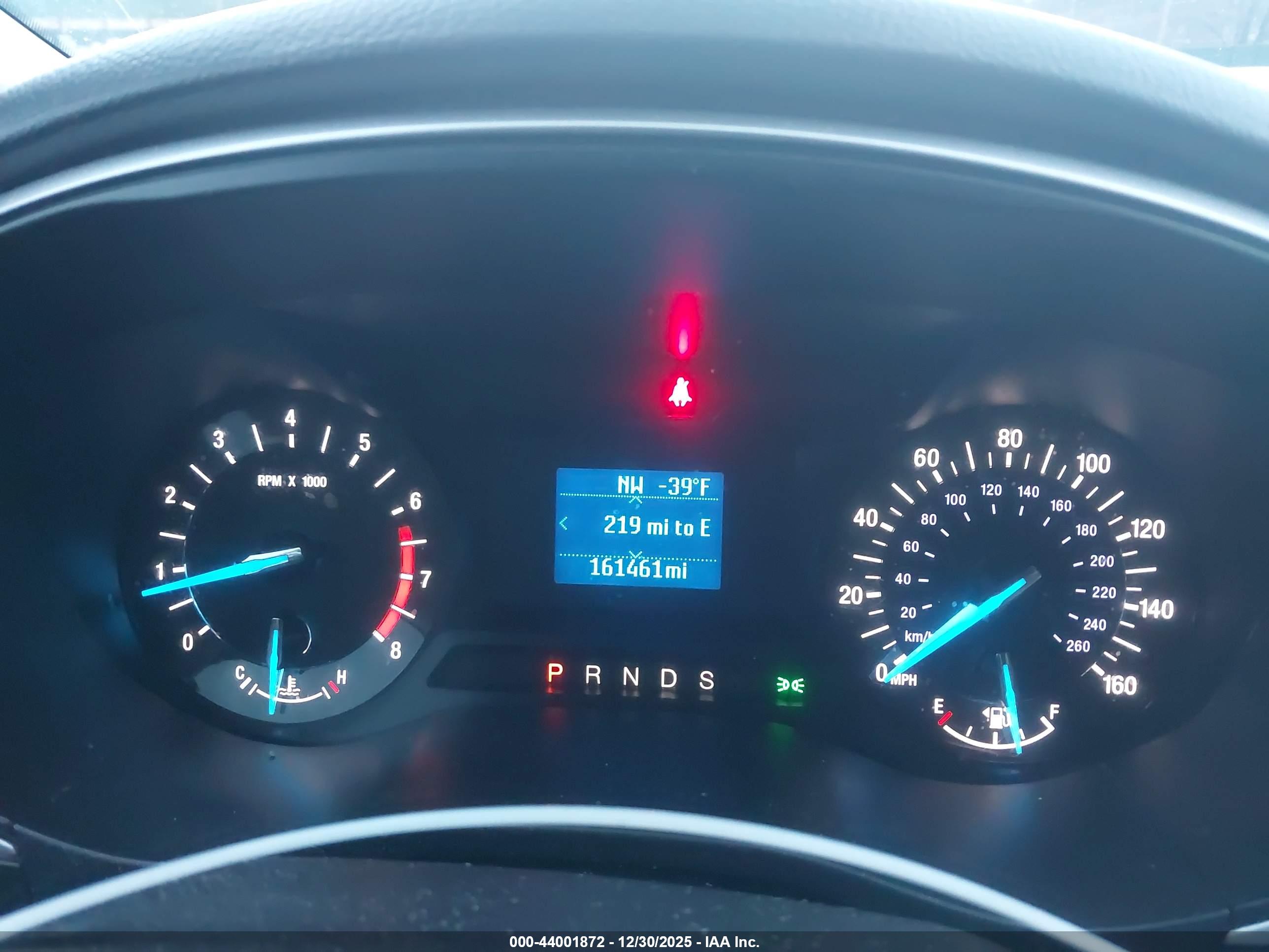 FORD FUSION image 7