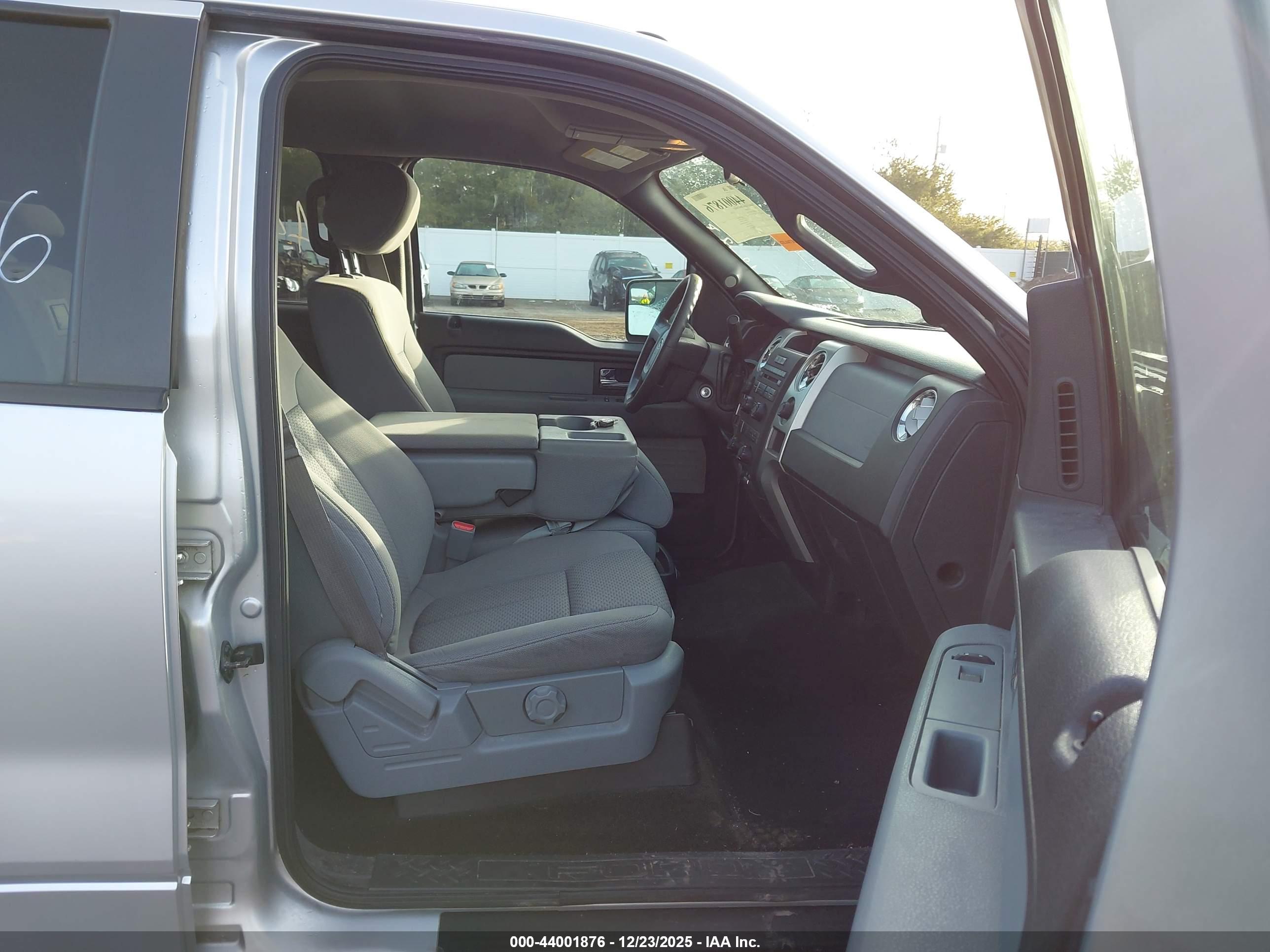 FORD F-150 image 5