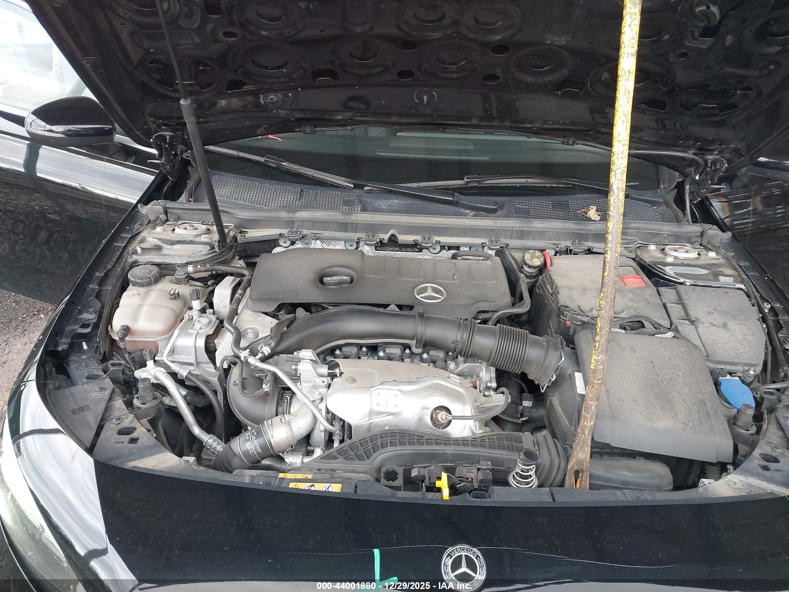 MERCEDES-BENZ A image 10