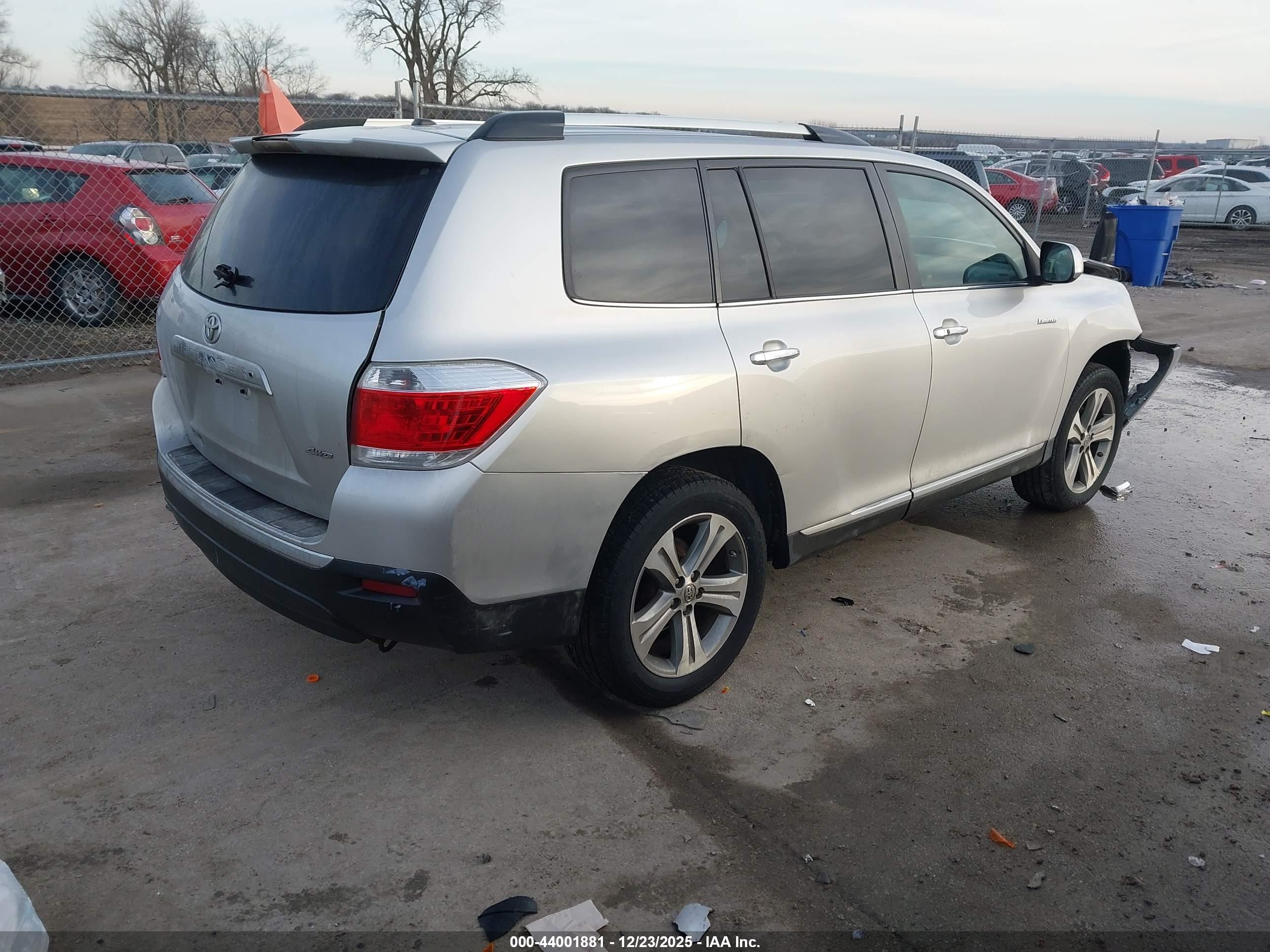 TOYOTA HIGHLANDER image 4