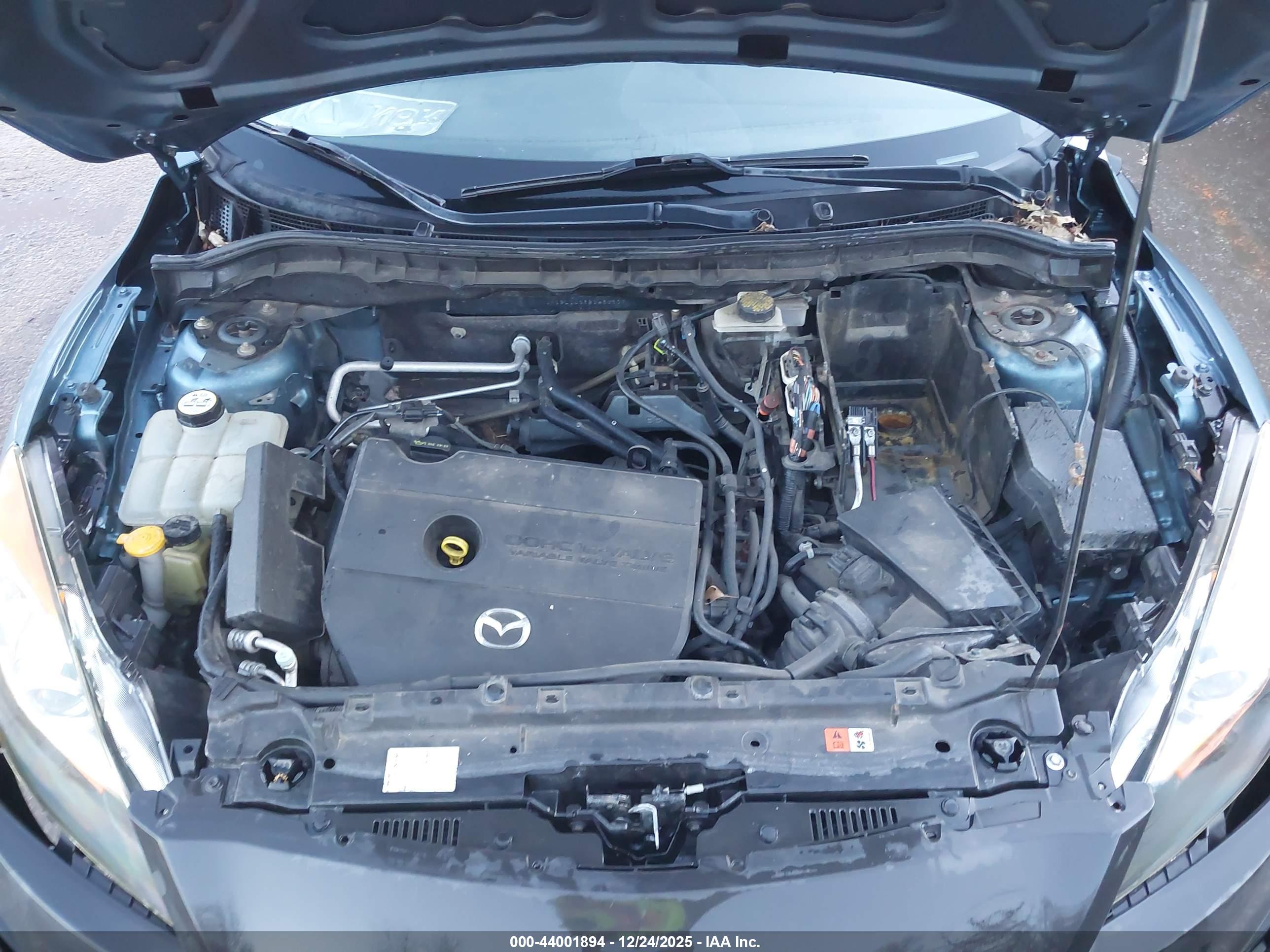 MAZDA MAZDA3 image 10