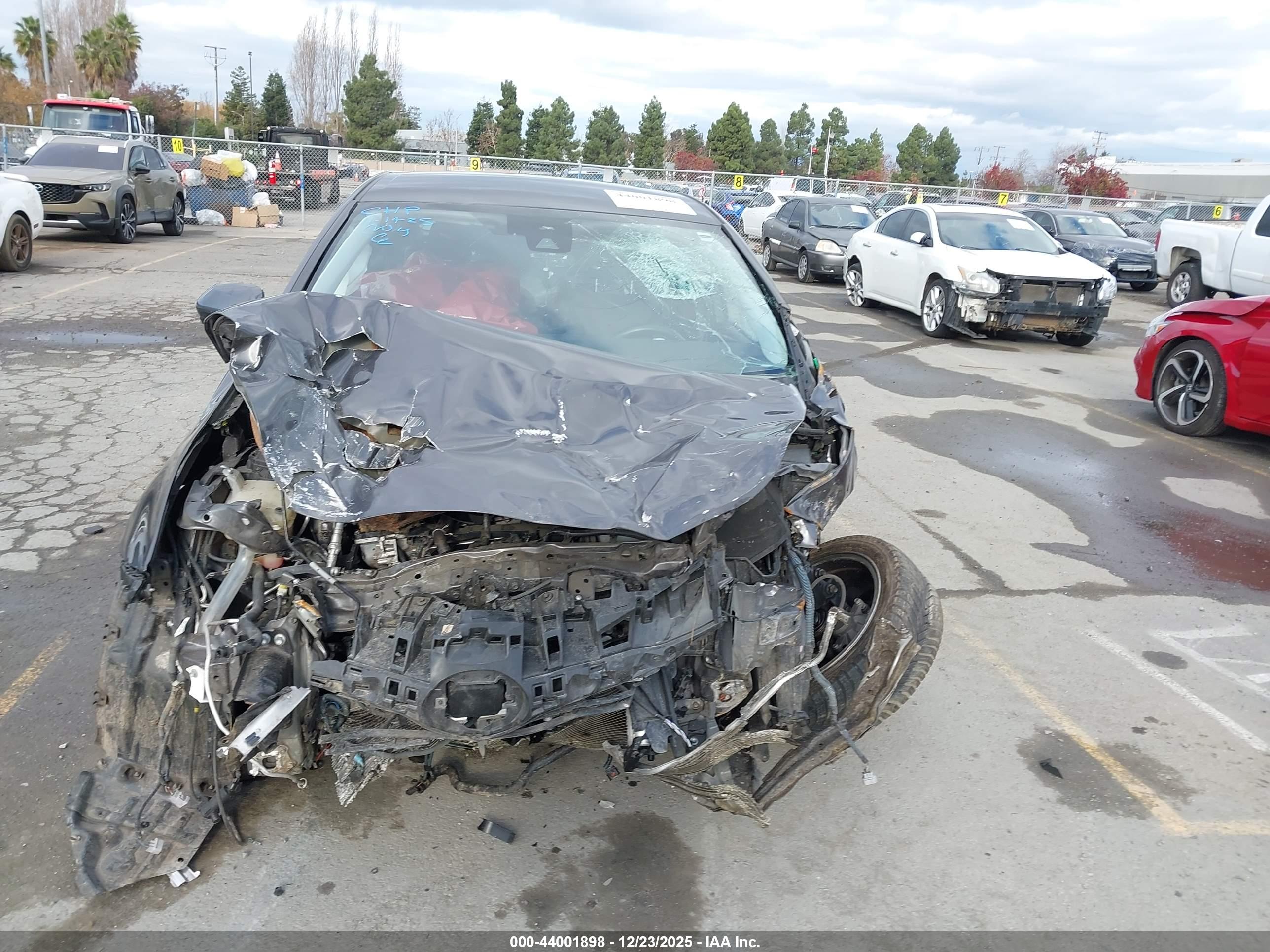TOYOTA PRIUS image 6
