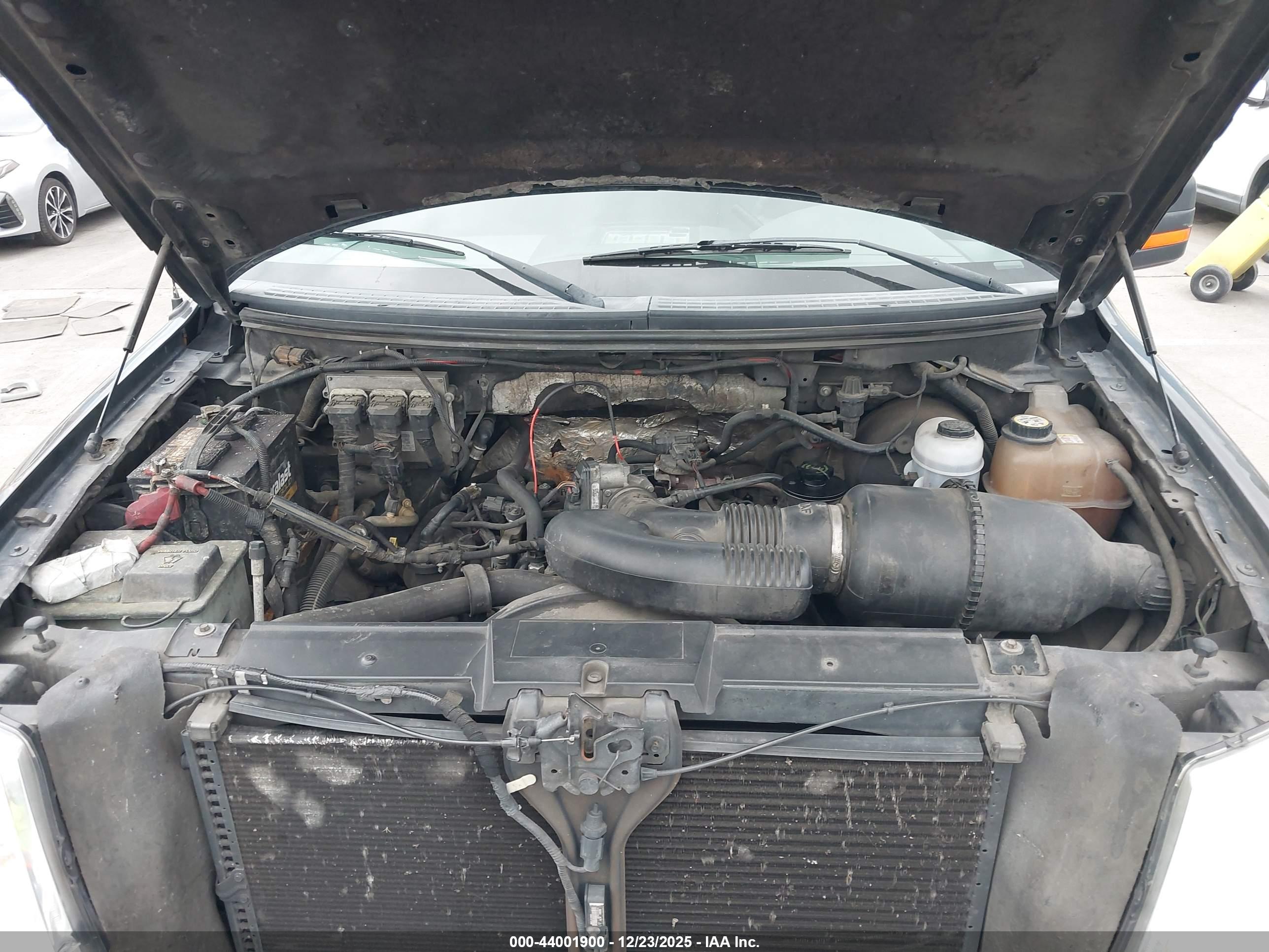 FORD F-150 image 10