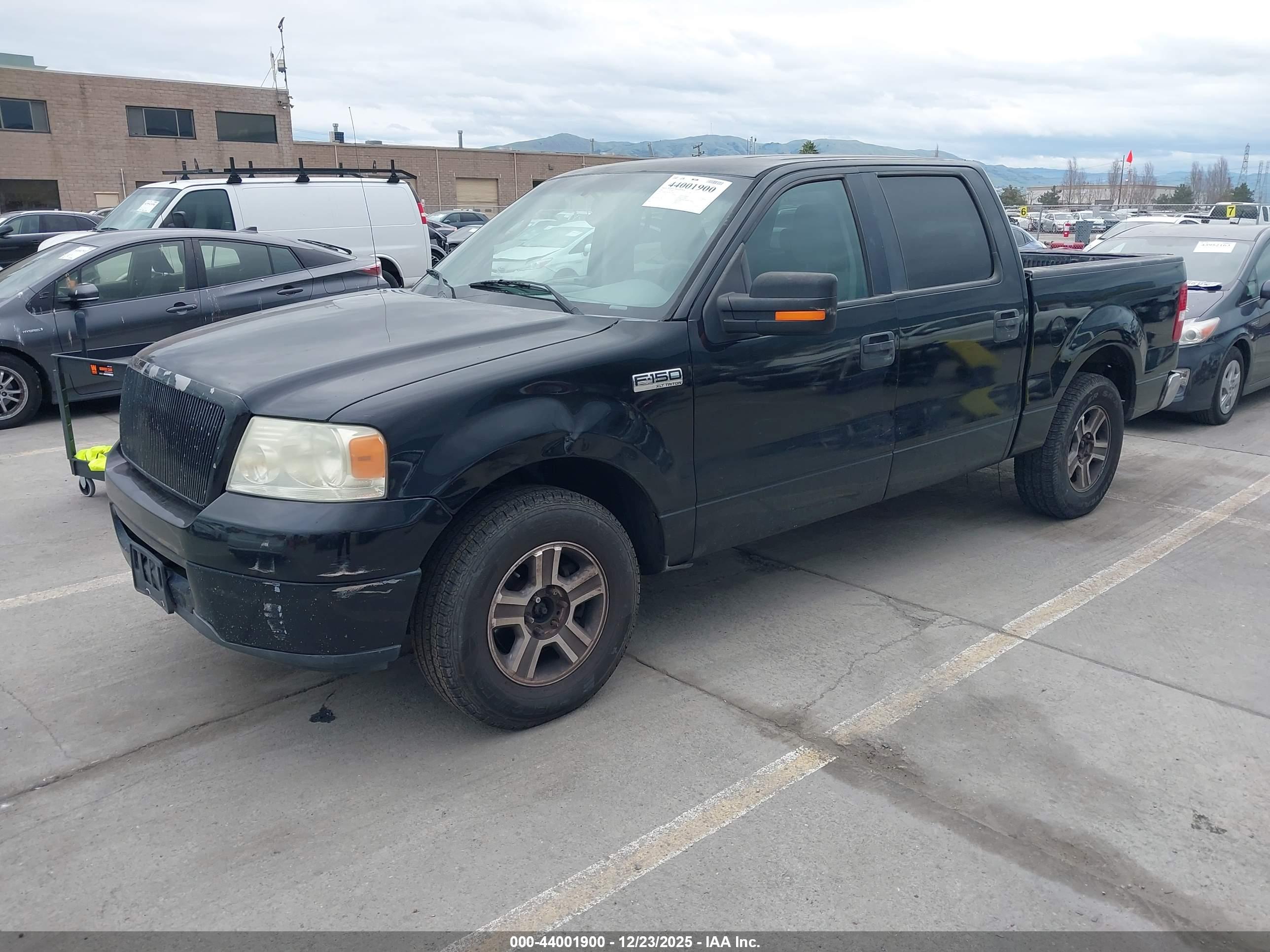FORD F-150 image 2