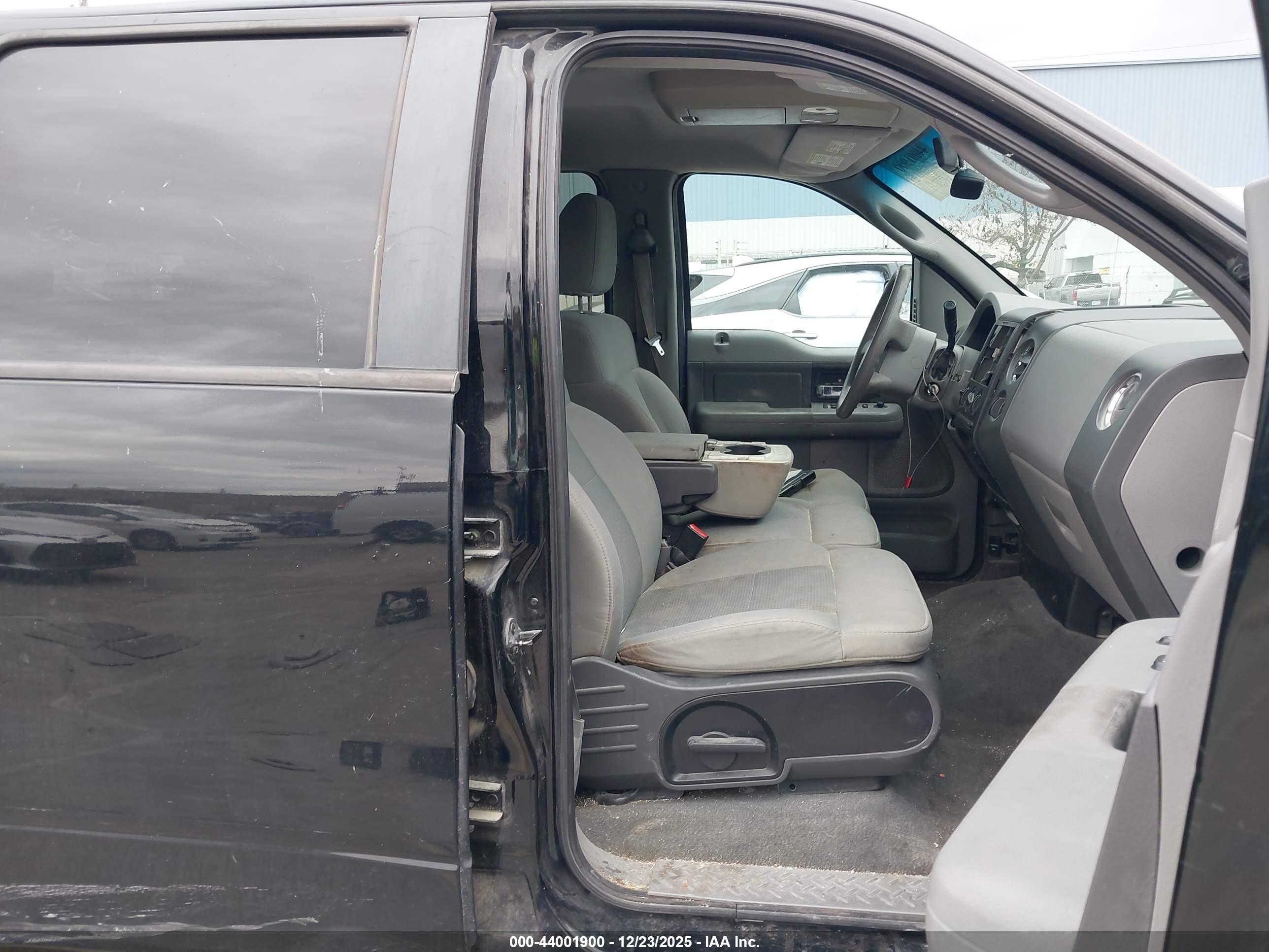 FORD F-150 image 5