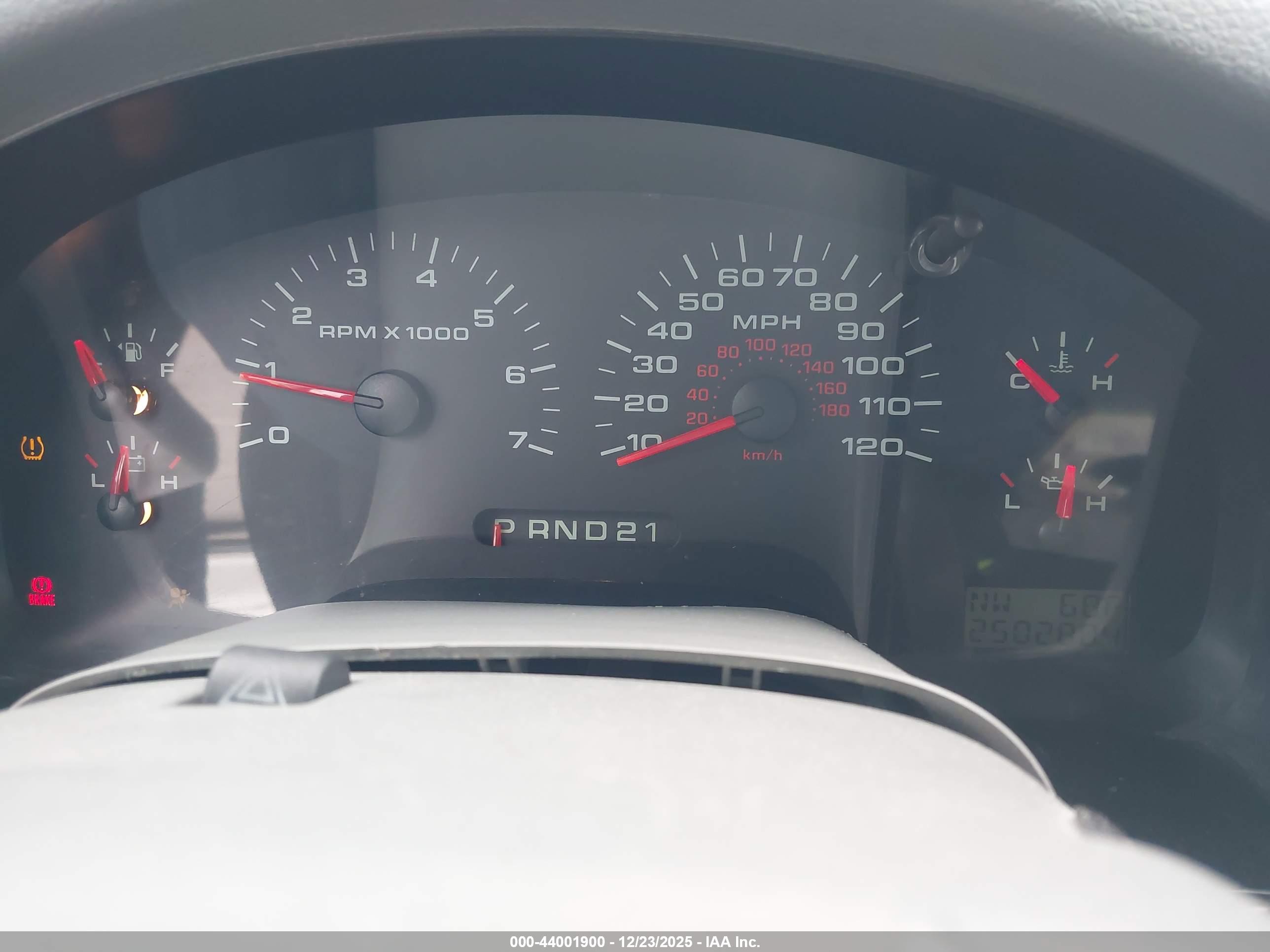 FORD F-150 image 7