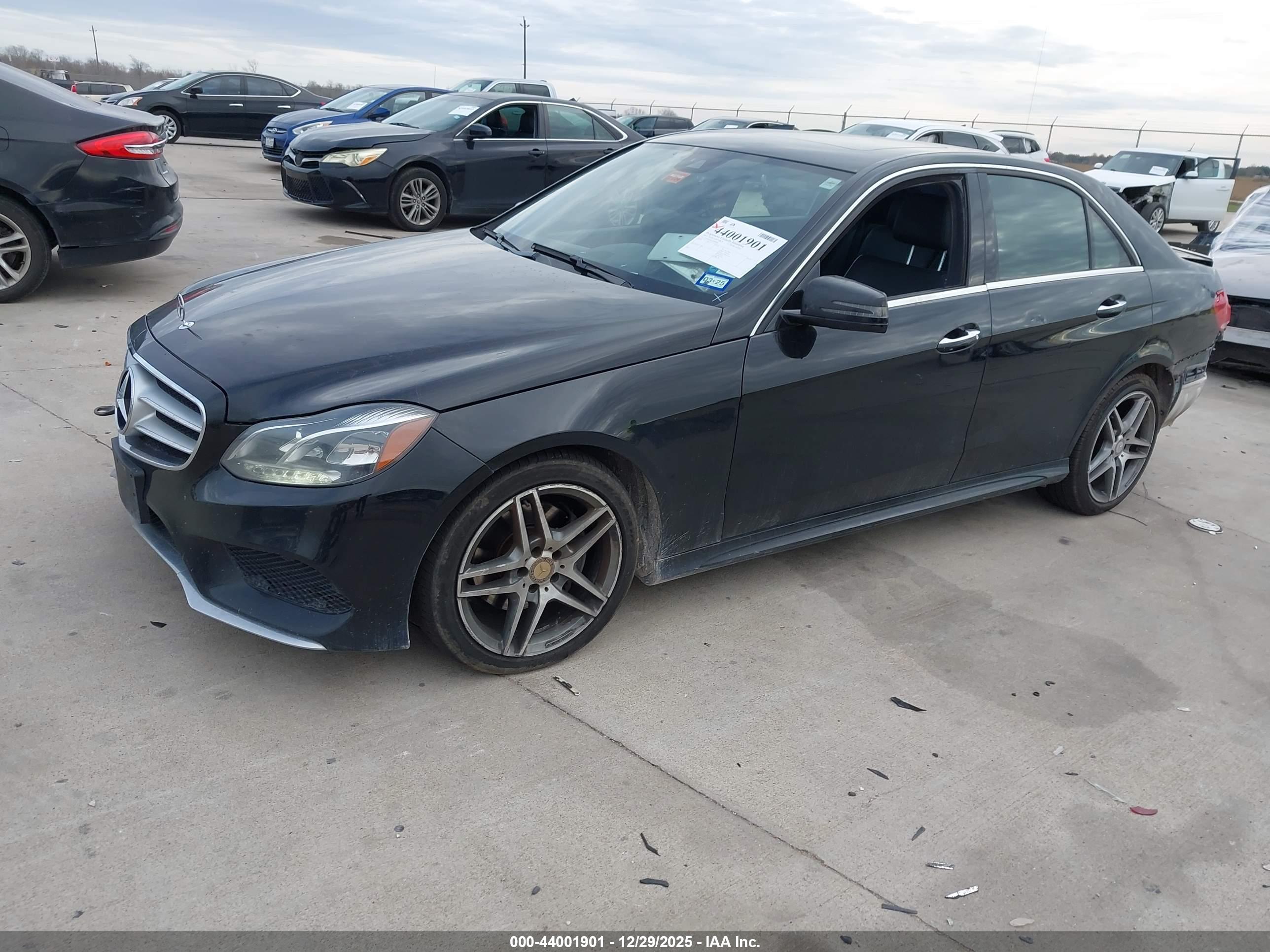 MERCEDES-BENZ E image 2