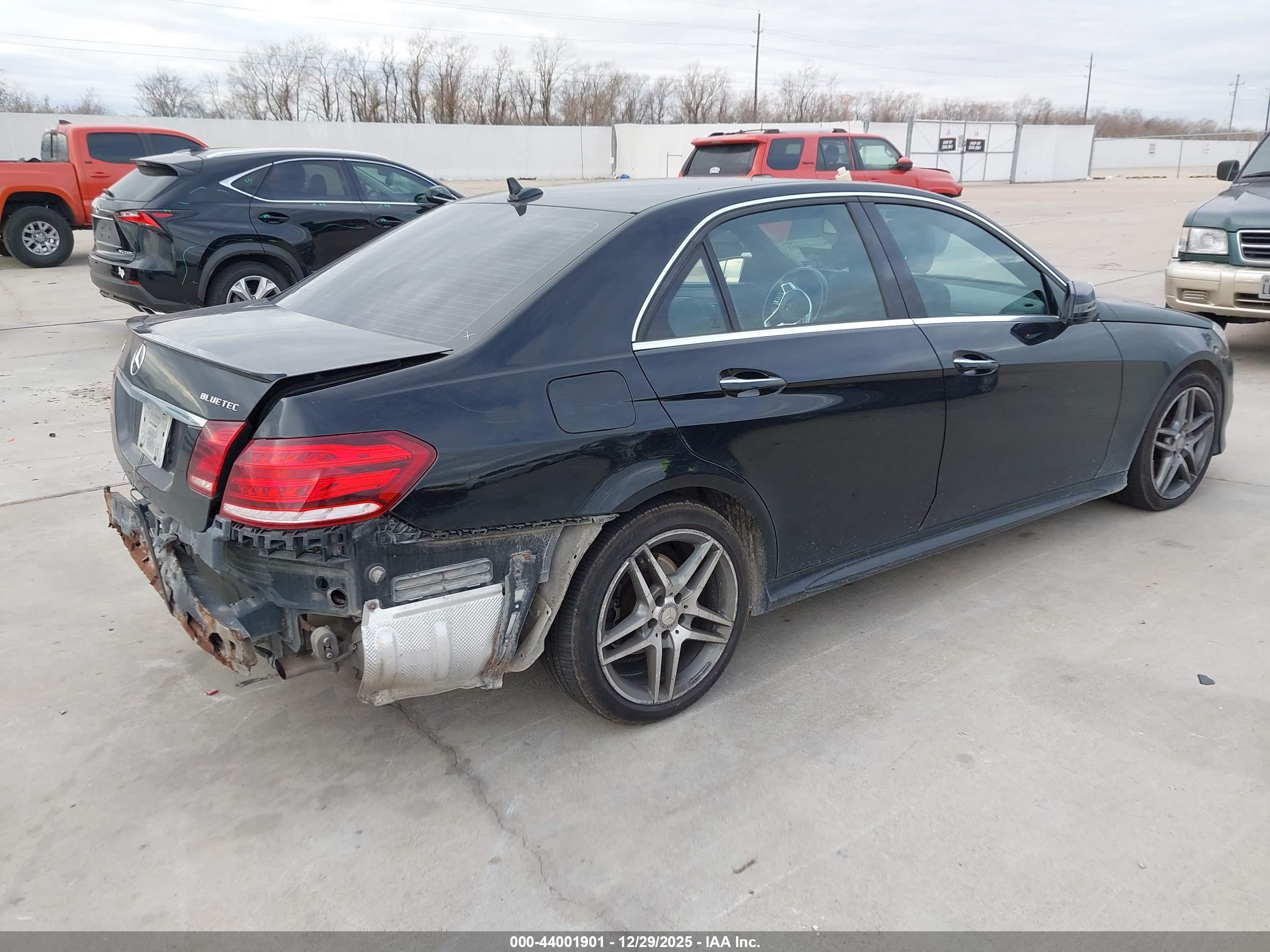 MERCEDES-BENZ E image 4