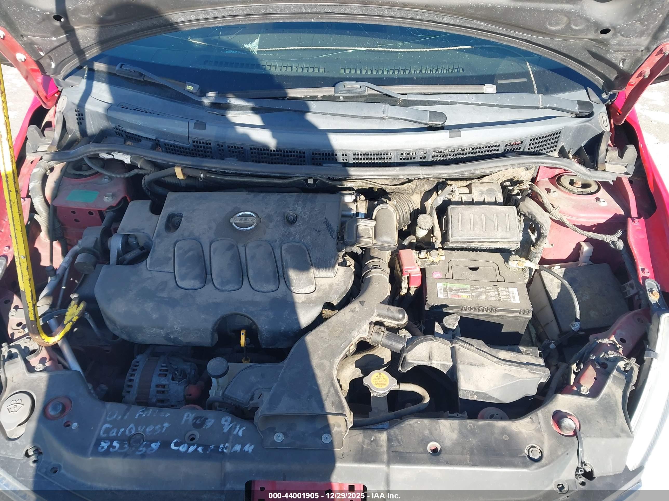 NISSAN VERSA image 10