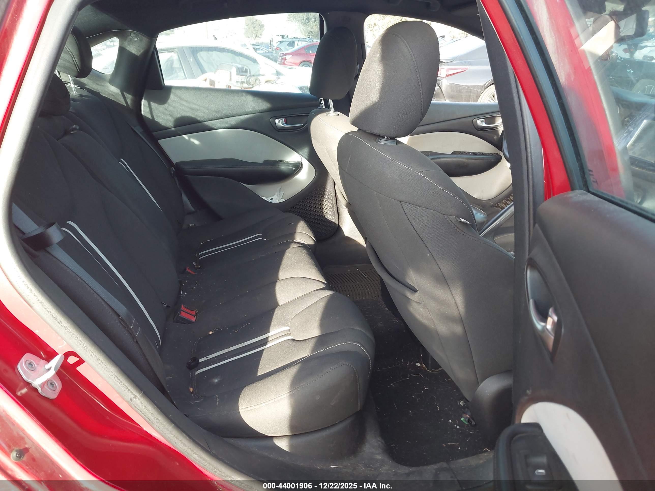 DODGE DART image 8