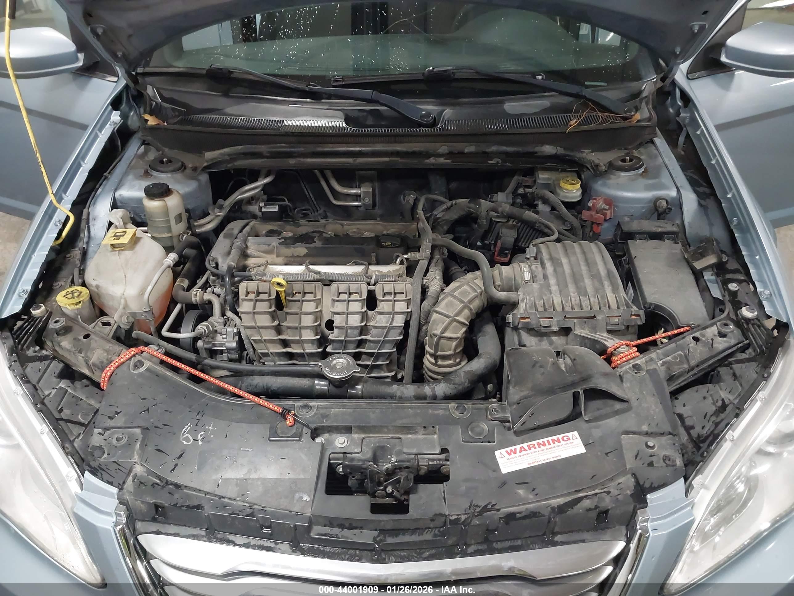 CHRYSLER 200 image 10