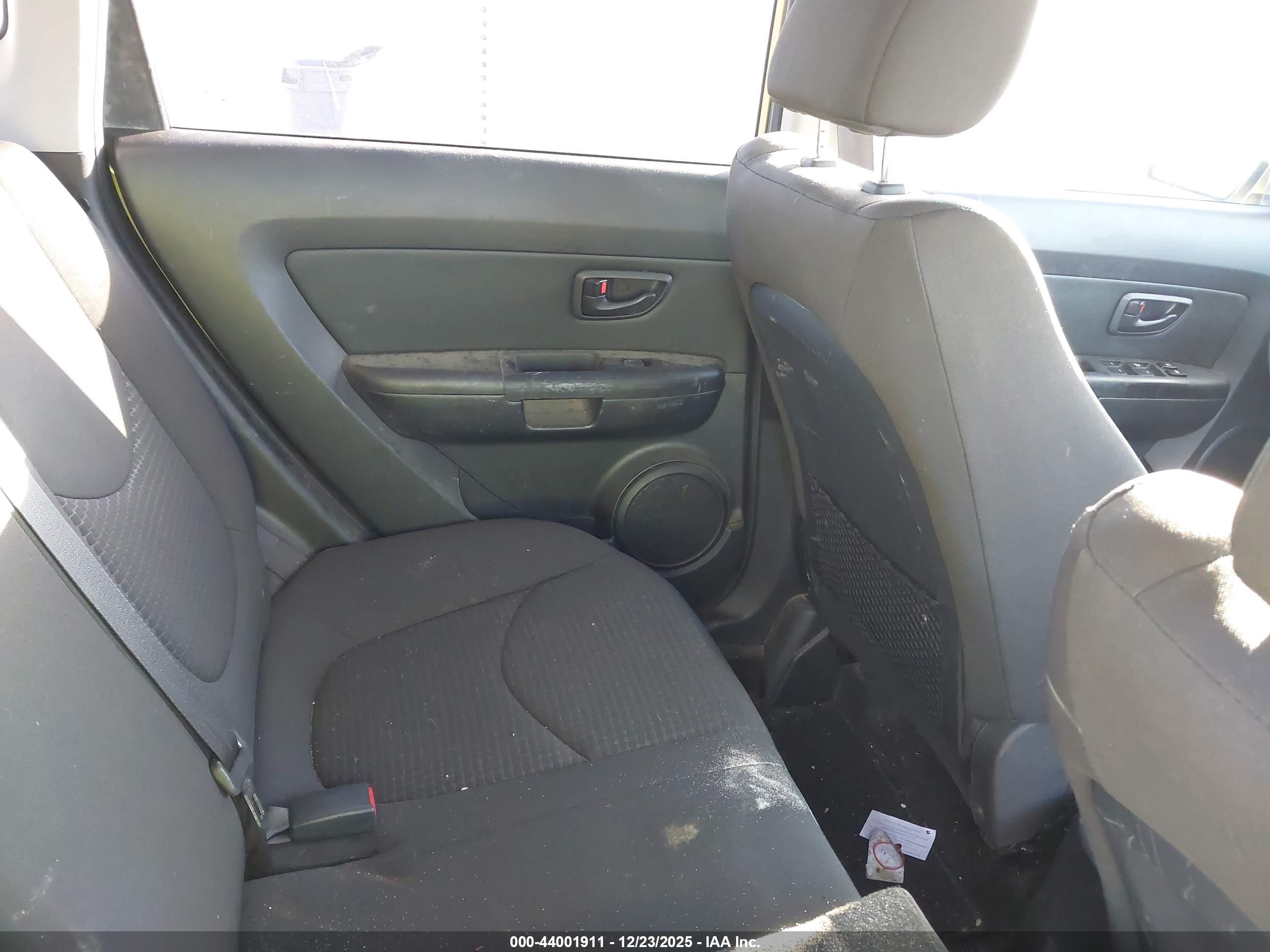 KIA SOUL image 8