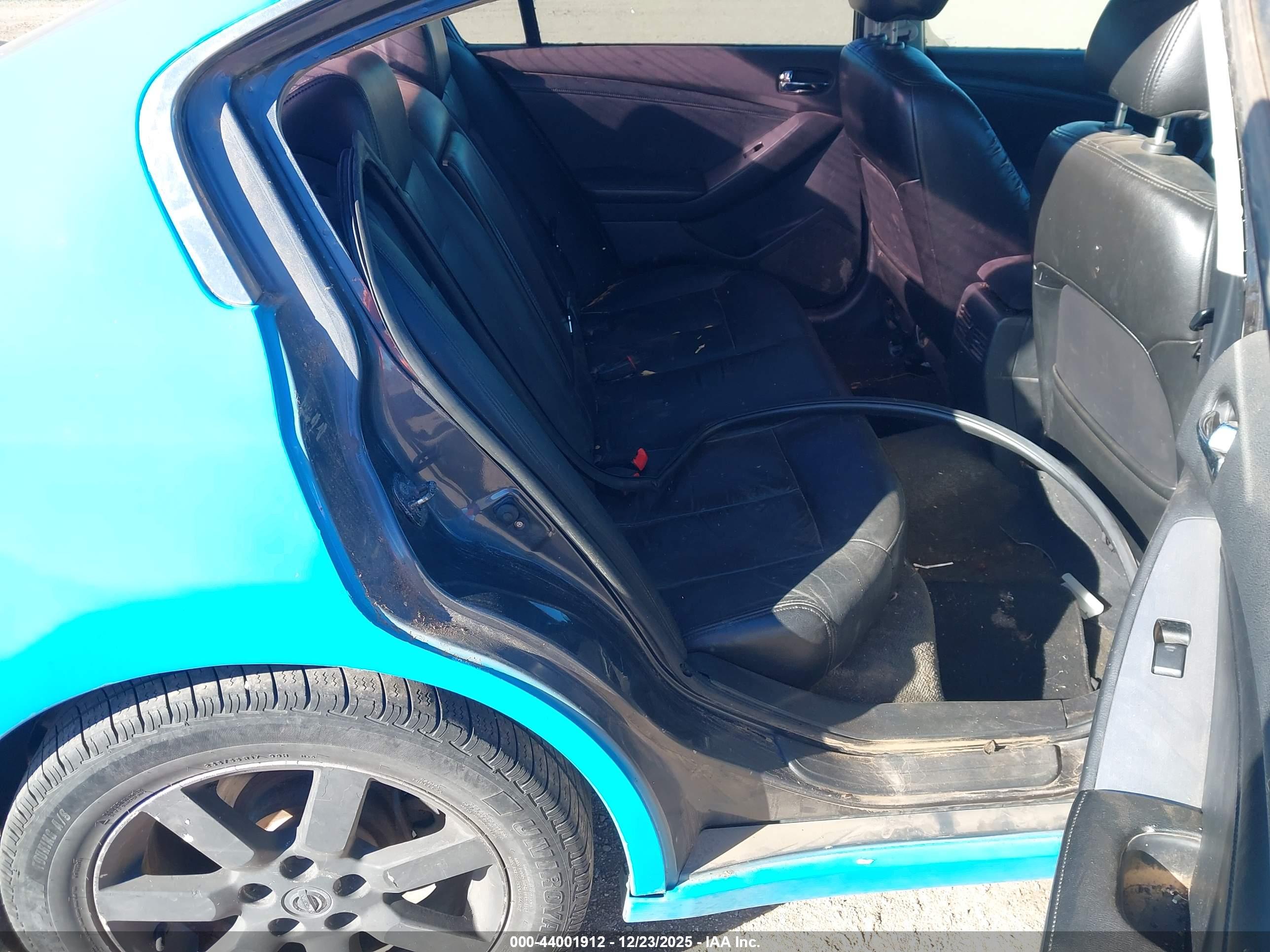 NISSAN ALTIMA image 8
