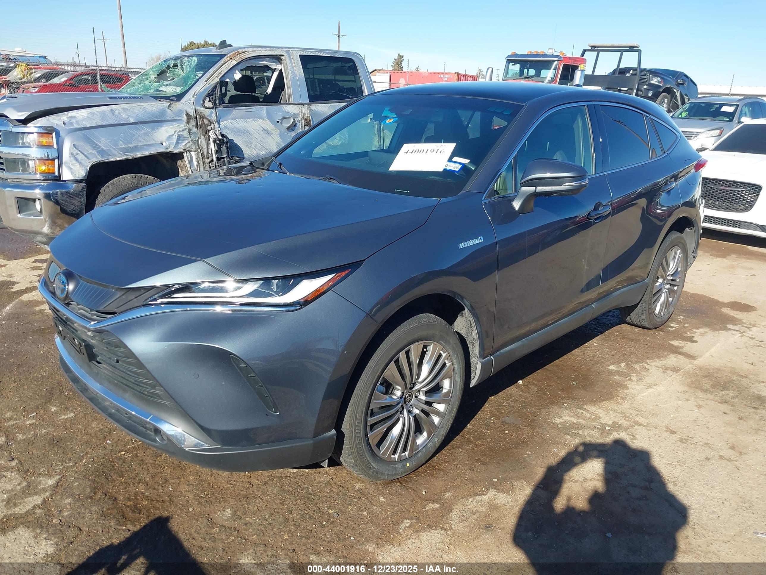 TOYOTA VENZA image 2
