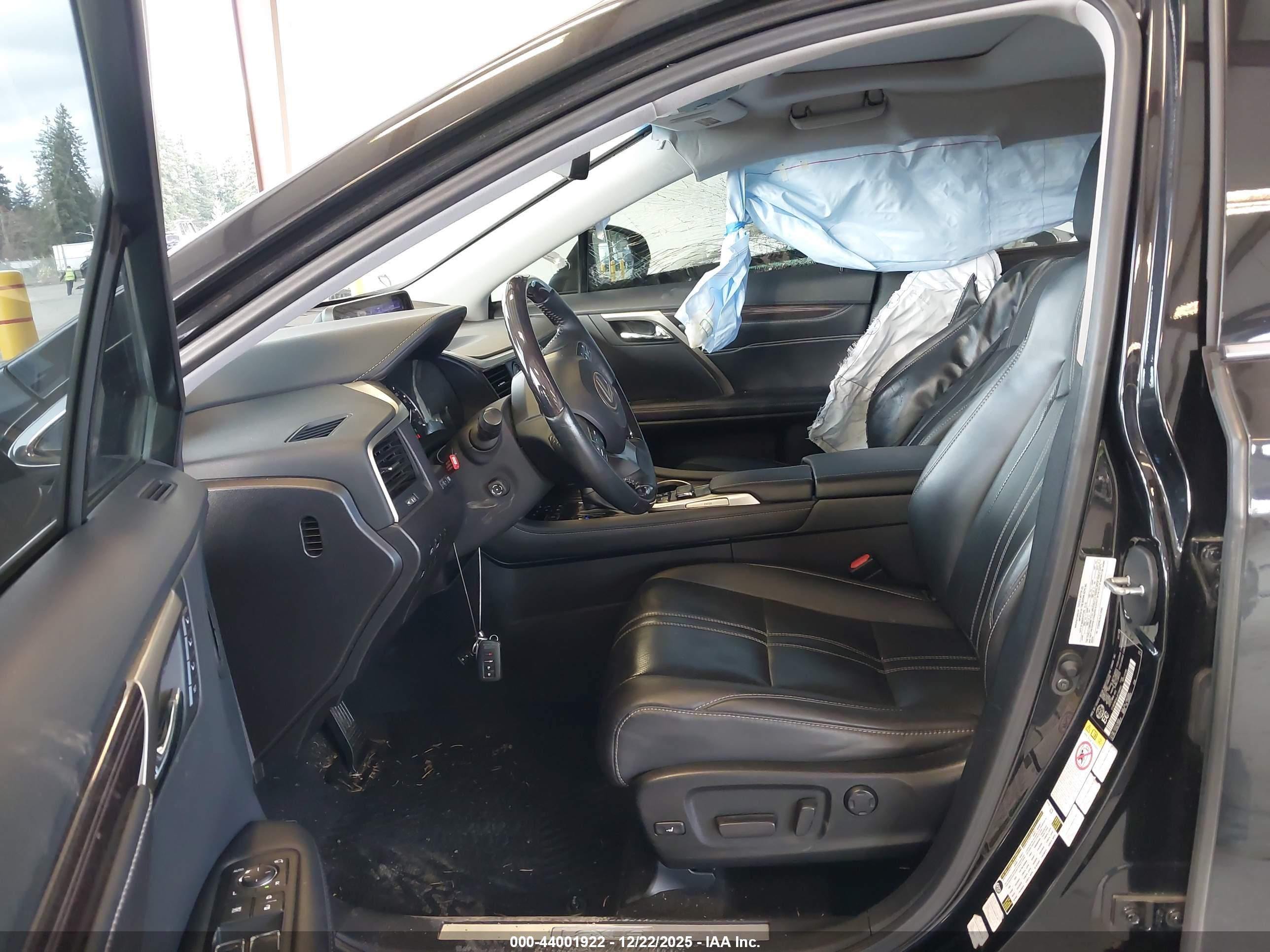 LEXUS RX image 5