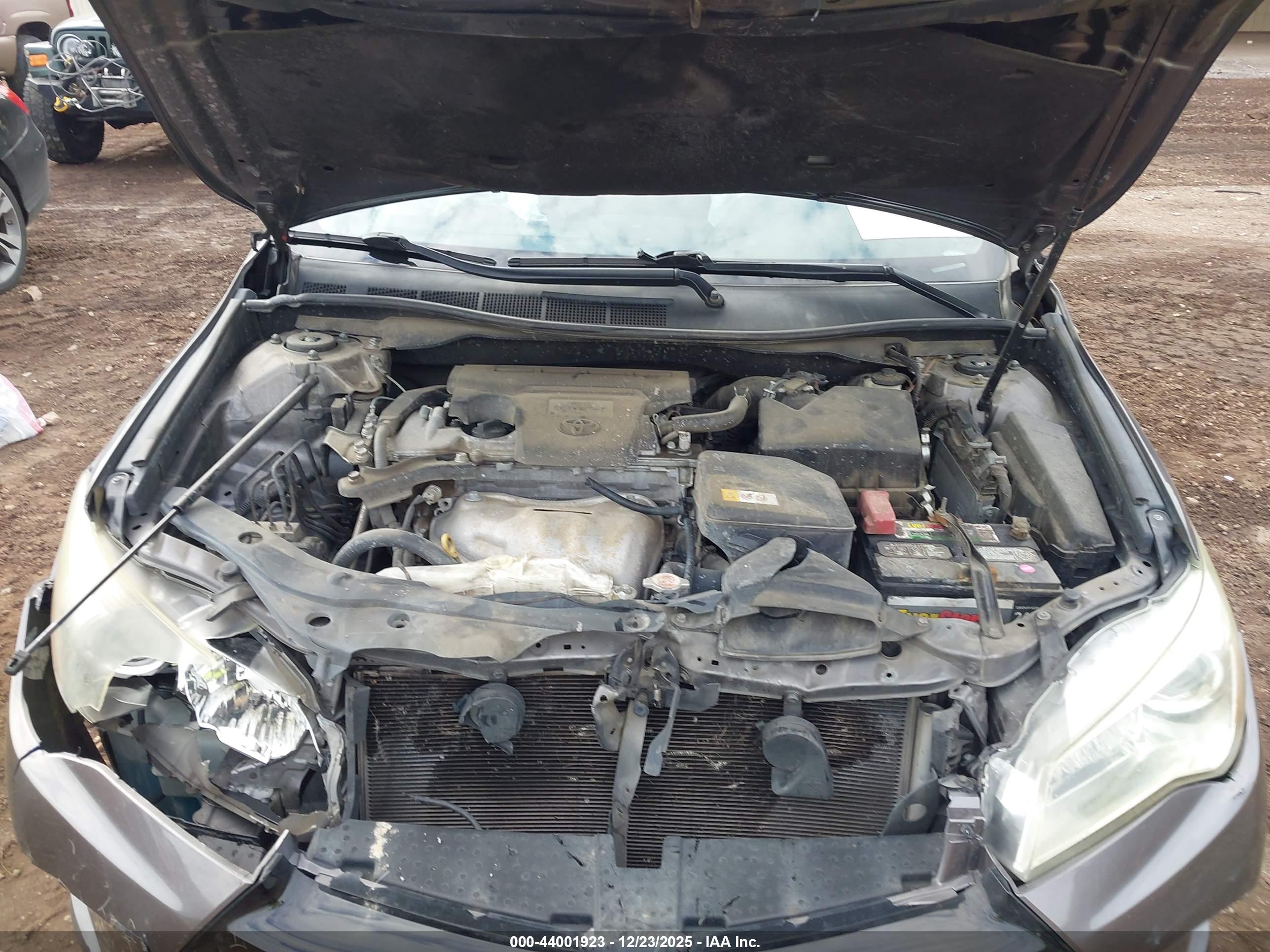 TOYOTA CAMRY image 10