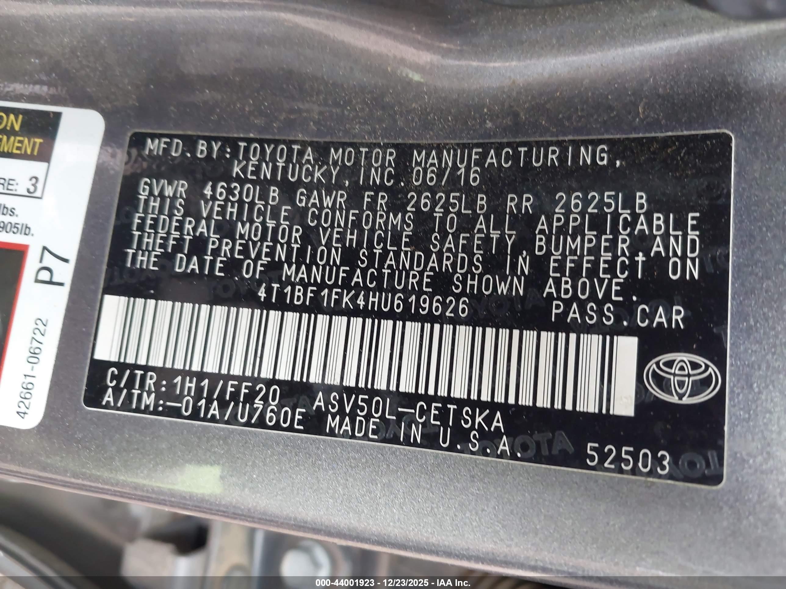 TOYOTA CAMRY image 9