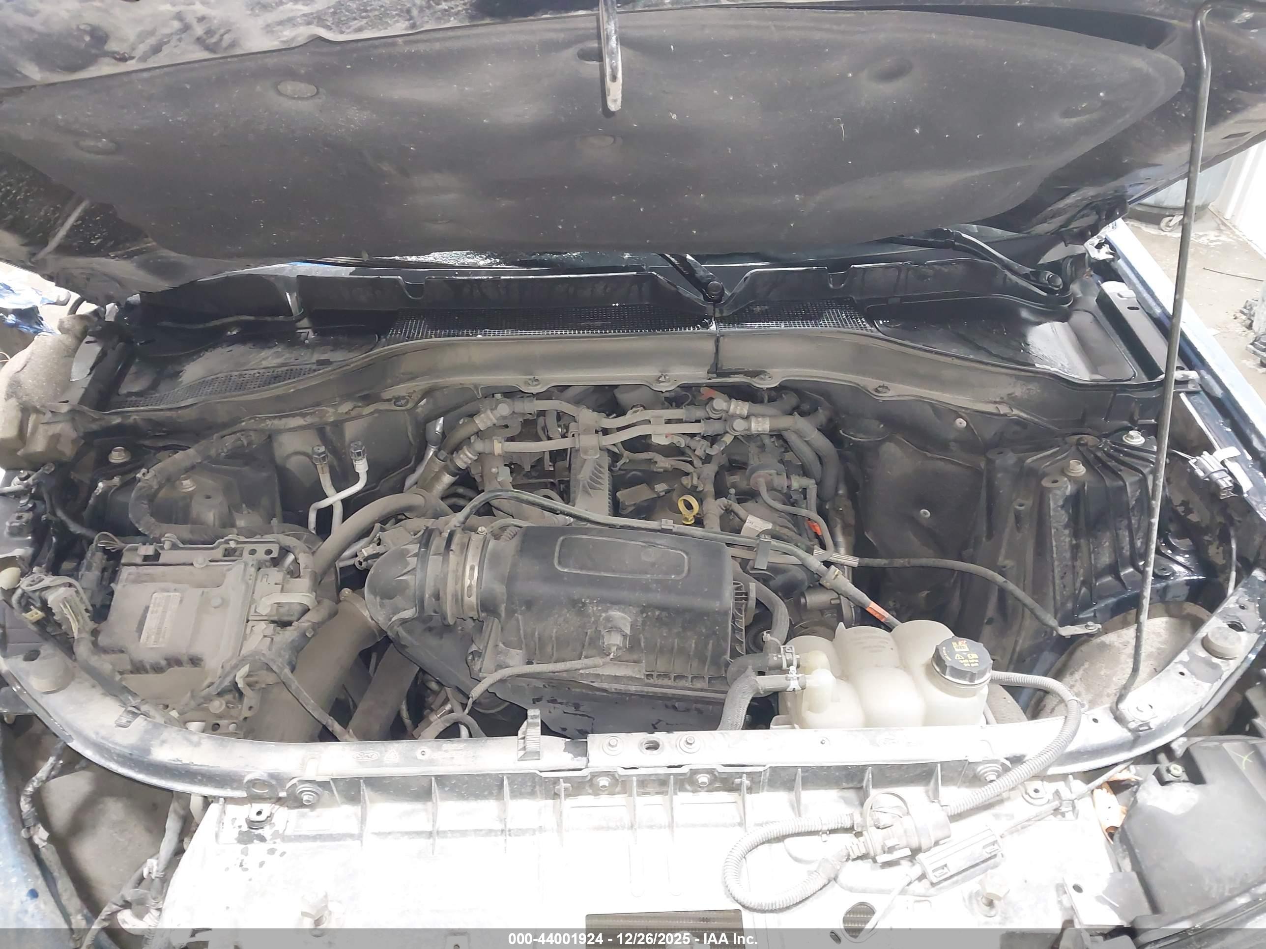 FORD EXPLORER image 10