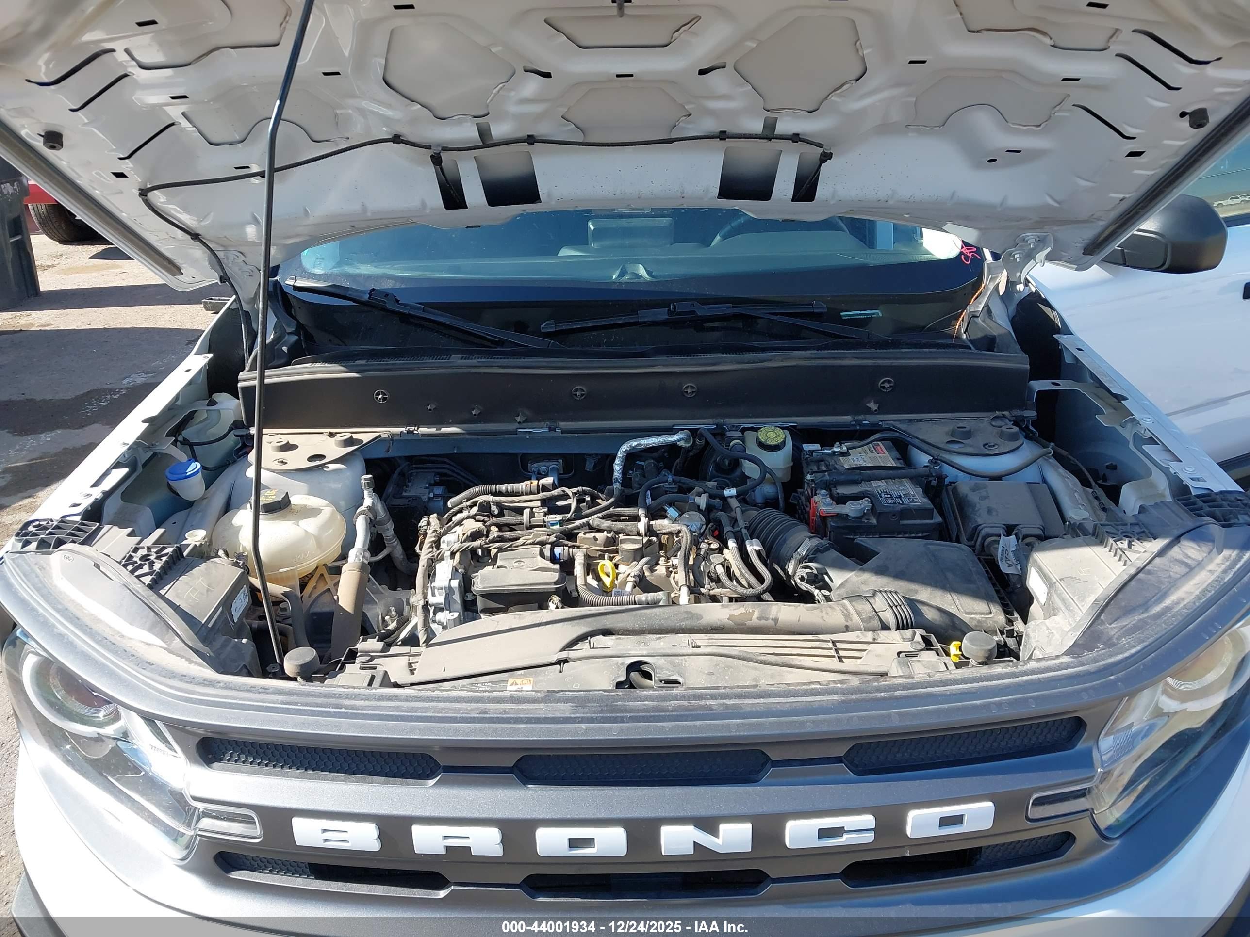 FORD BRONCO image 10