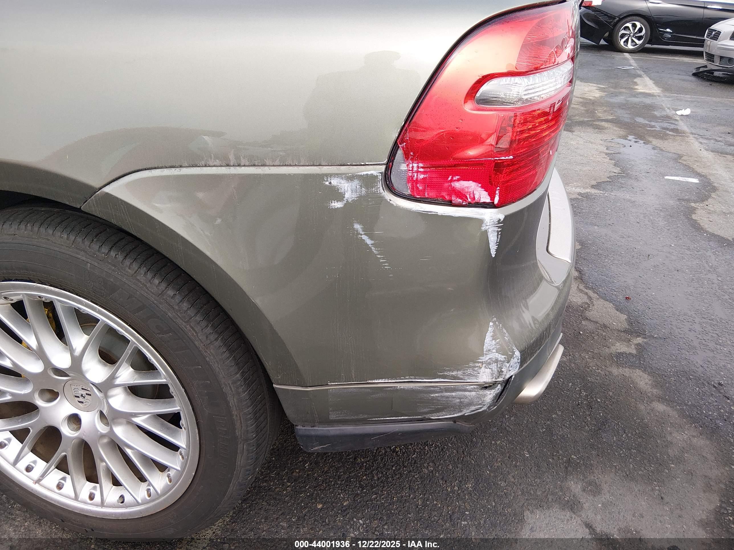PORSCHE CAYENNE image 6