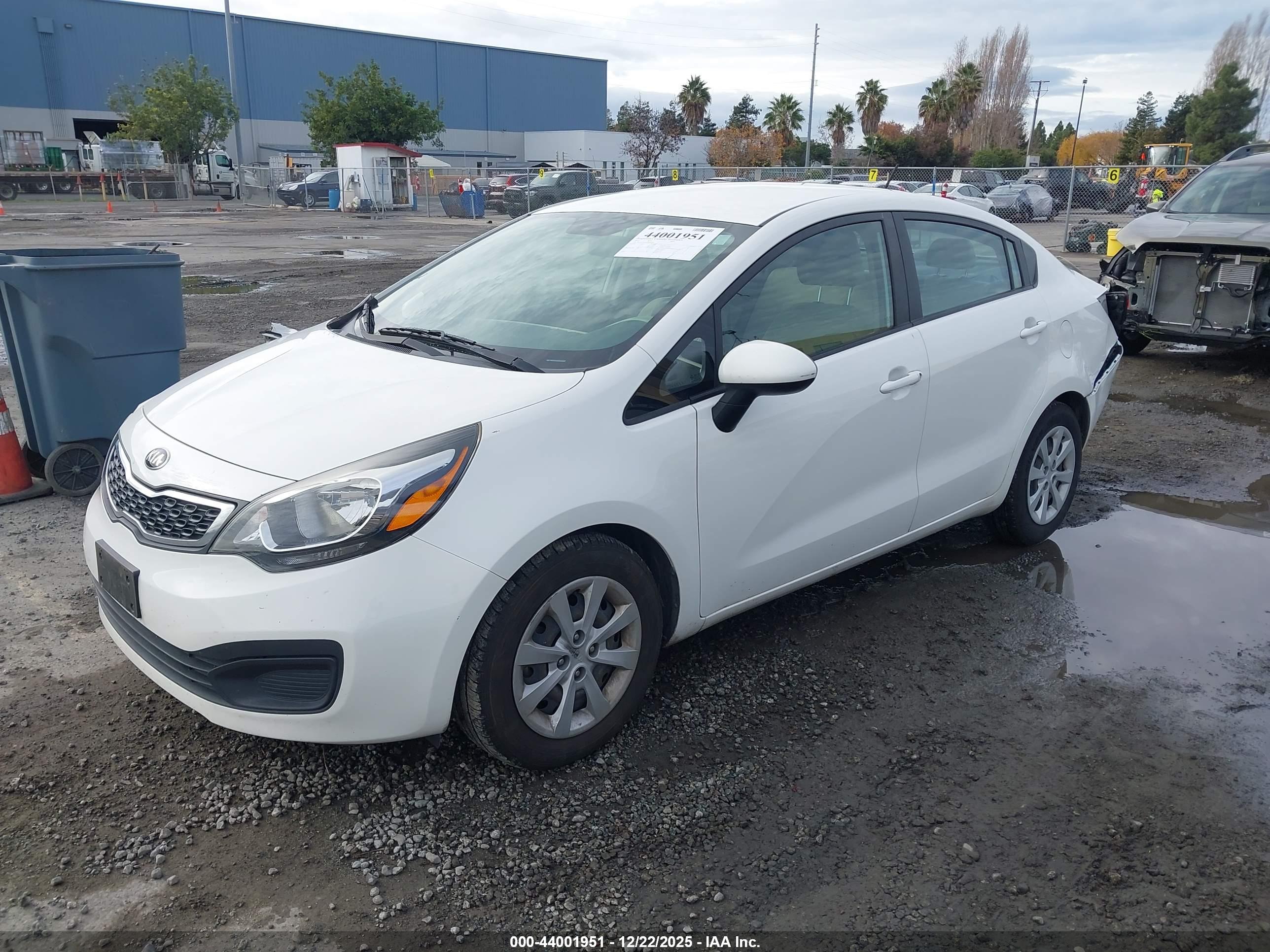 KIA RIO image 2