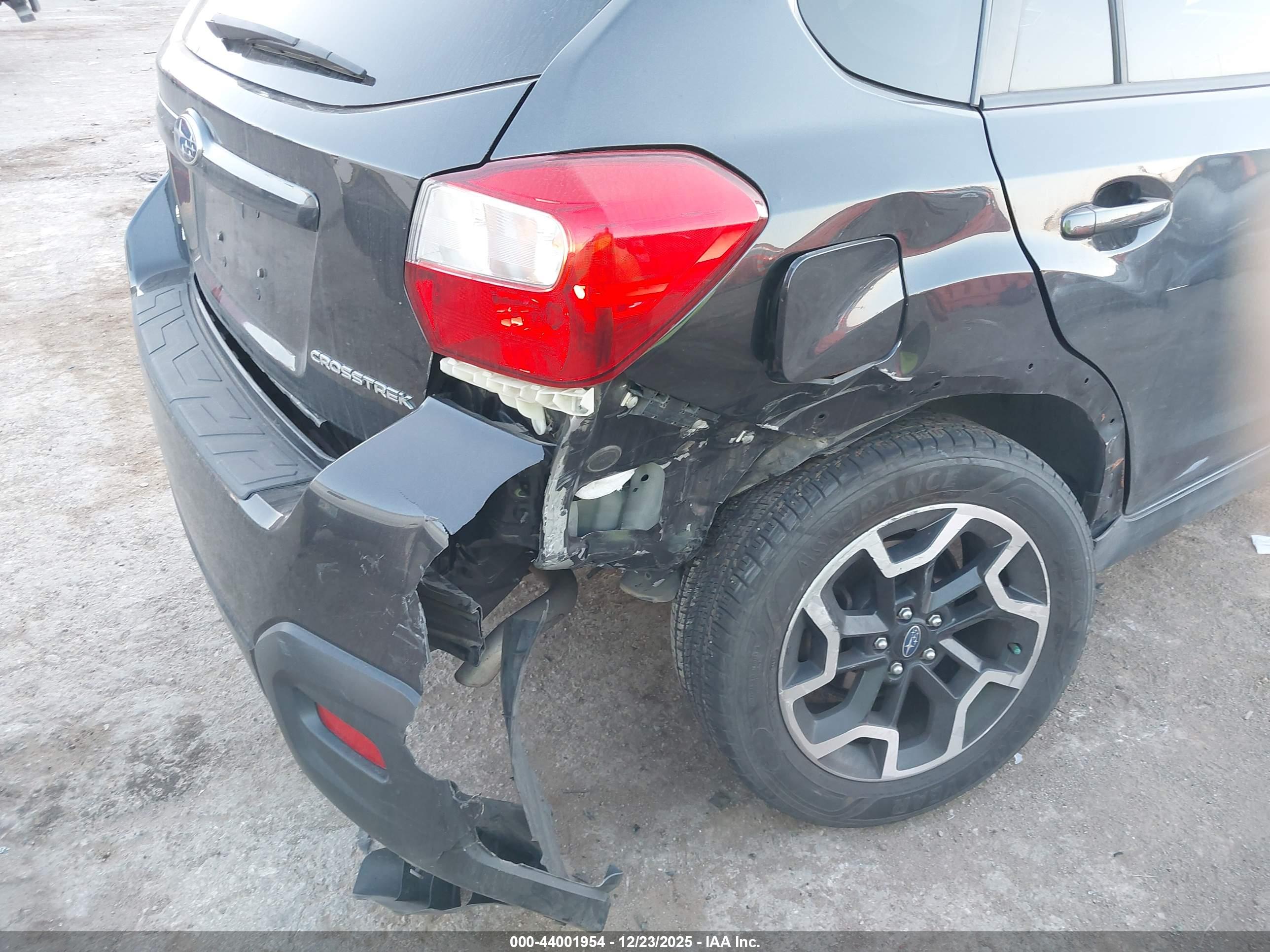 SUBARU CROSSTREK image 6