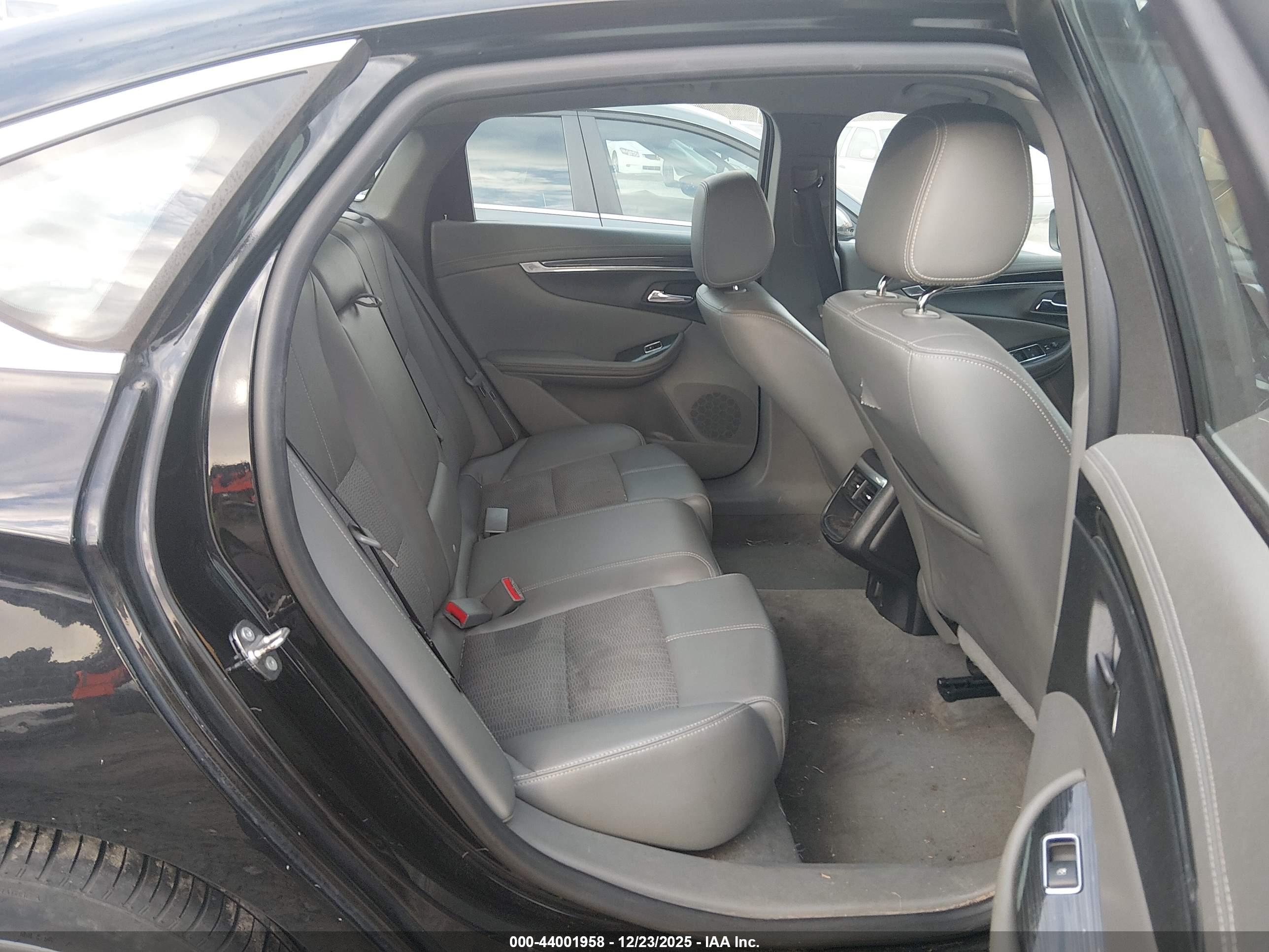 CHEVROLET IMPALA image 8