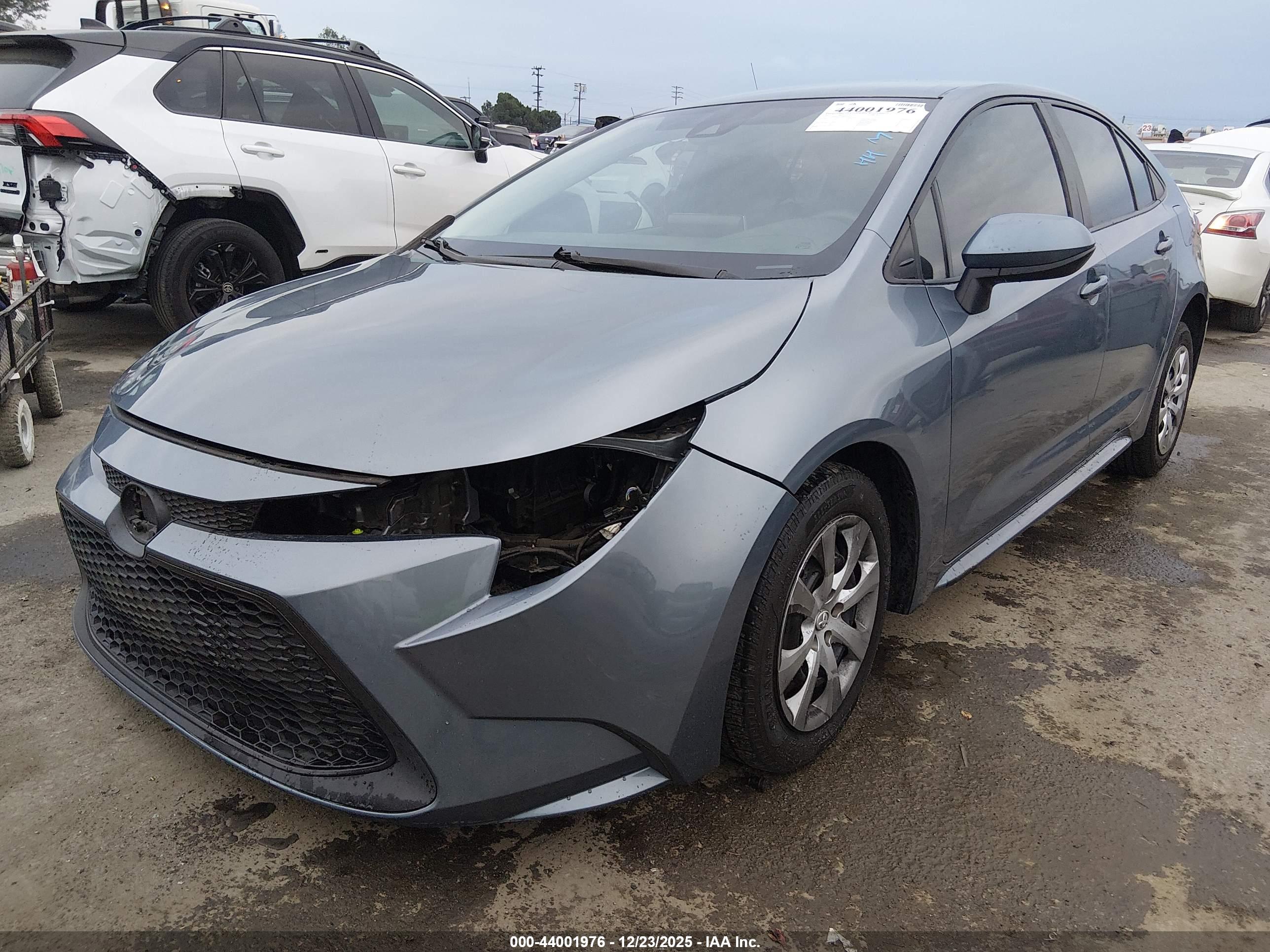 TOYOTA COROLLA image 2