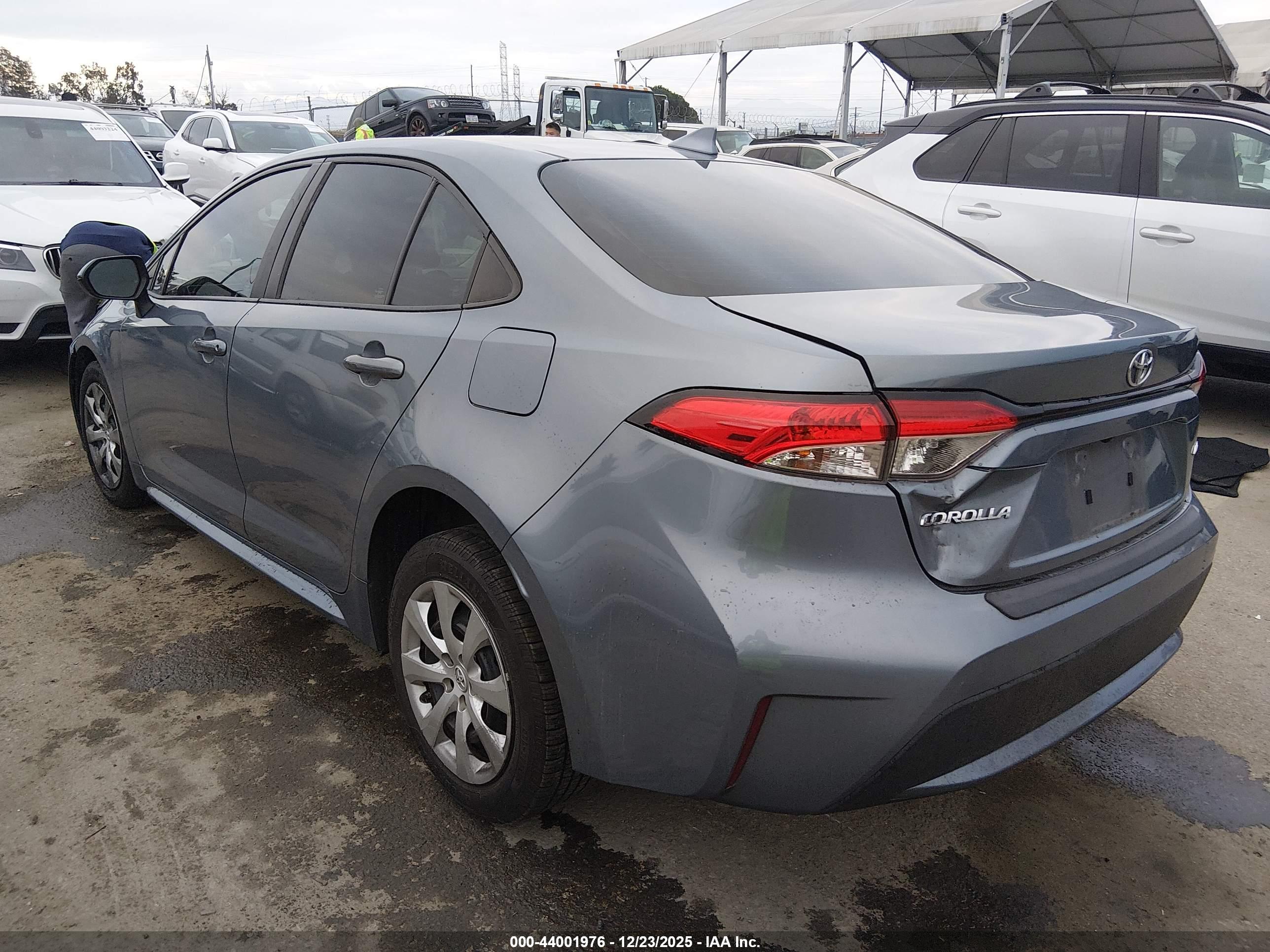 TOYOTA COROLLA image 3
