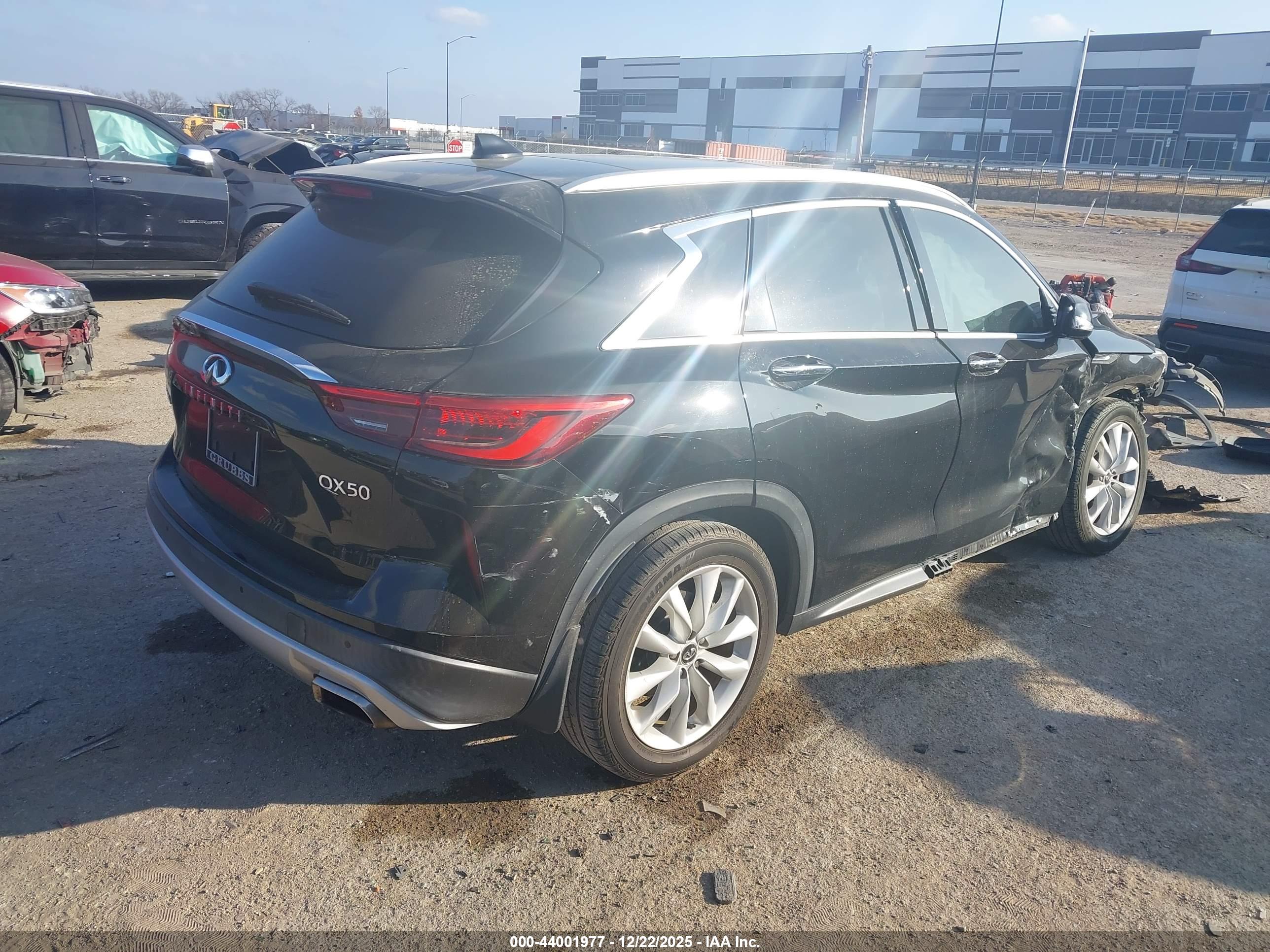 INFINITI QX50 image 4