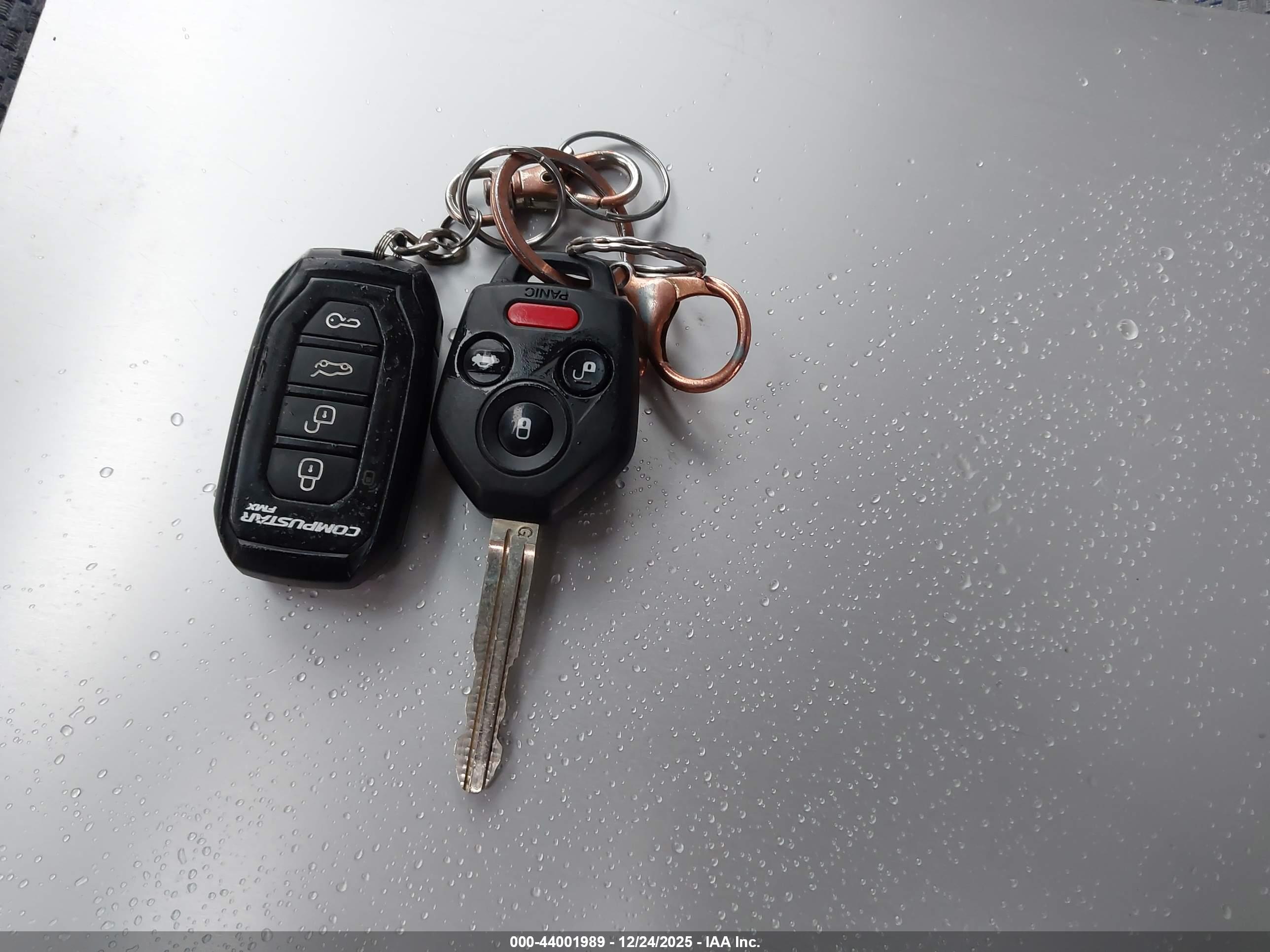 SUBARU OUTBACK image 11