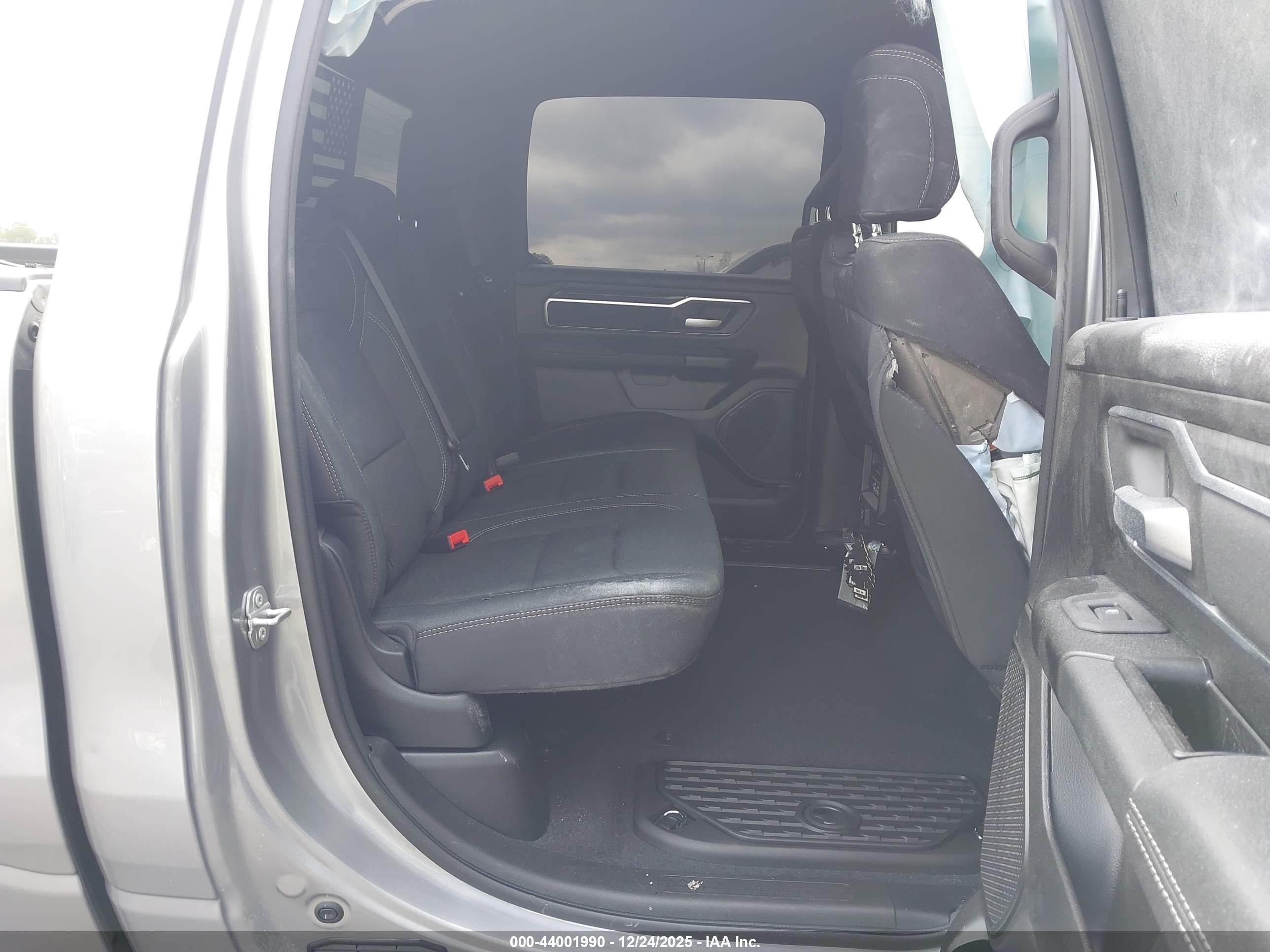 RAM 1500 image 8